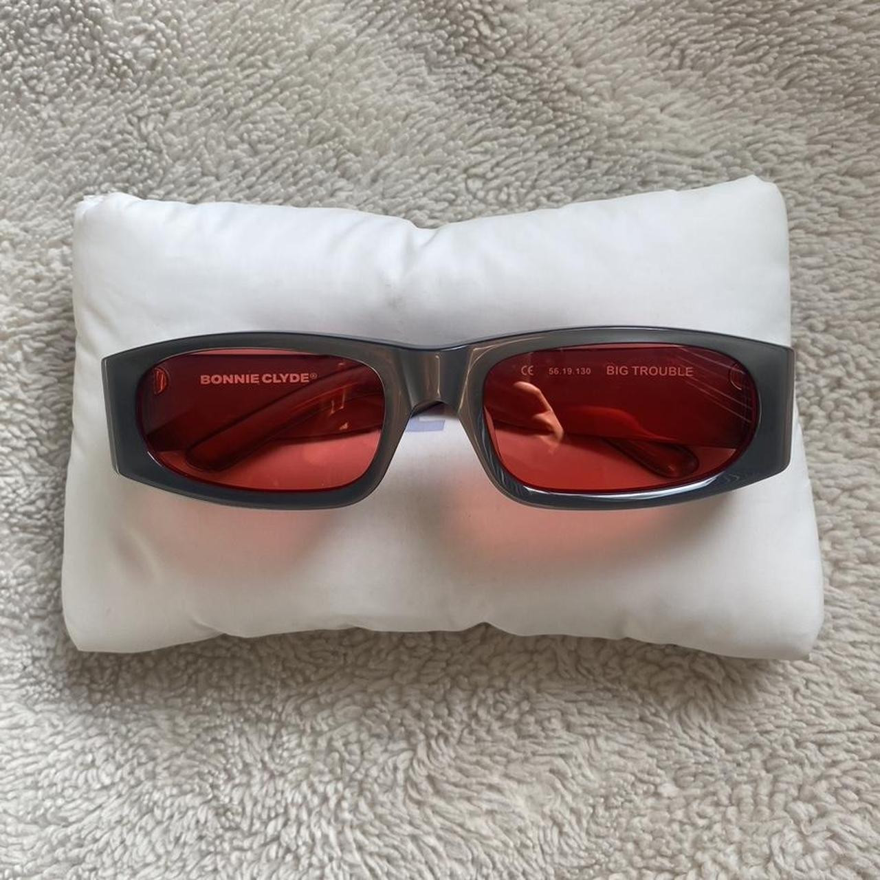 Bonnie Clyde Women's Square Sunglasses - Grey/Silver | Depop US