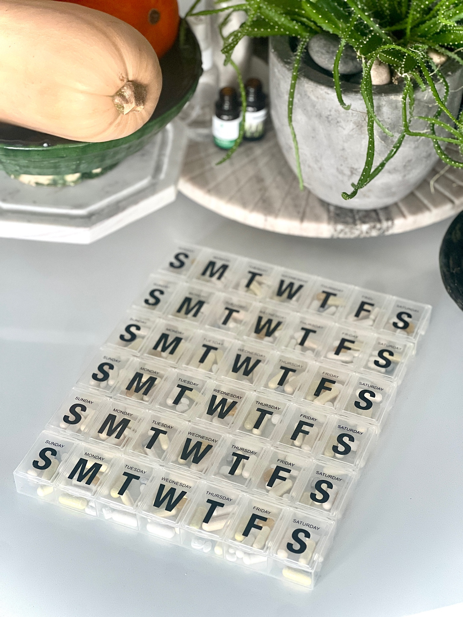 Supplement refill day for my mcas and eds&co life. I do the whole month normally however am doing the rest of the year so I can place a refill on my supplements today! Linking all my supplements that help me with histamine issues and other mediators.

Supplements | mast cell | histamine intolerance 

#LTKselfcare #LTKfitnessgoals #LTKmorningroutine