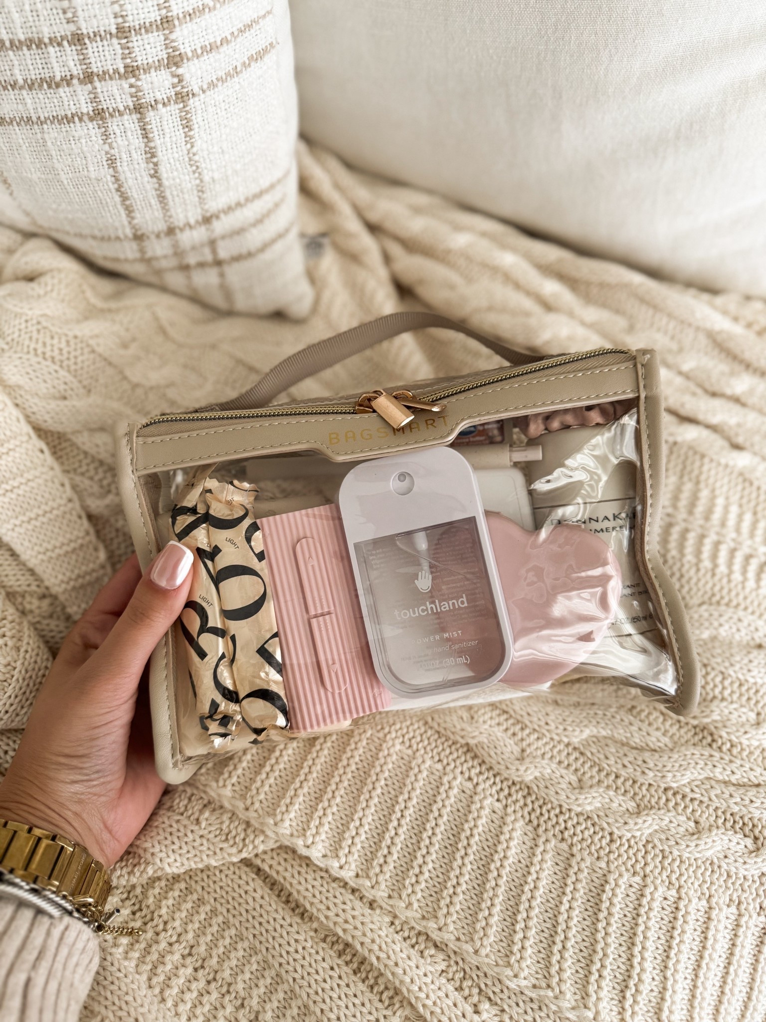 packing my girly car essentials 💗✨🤍

#LTKTravel #LTKItBag