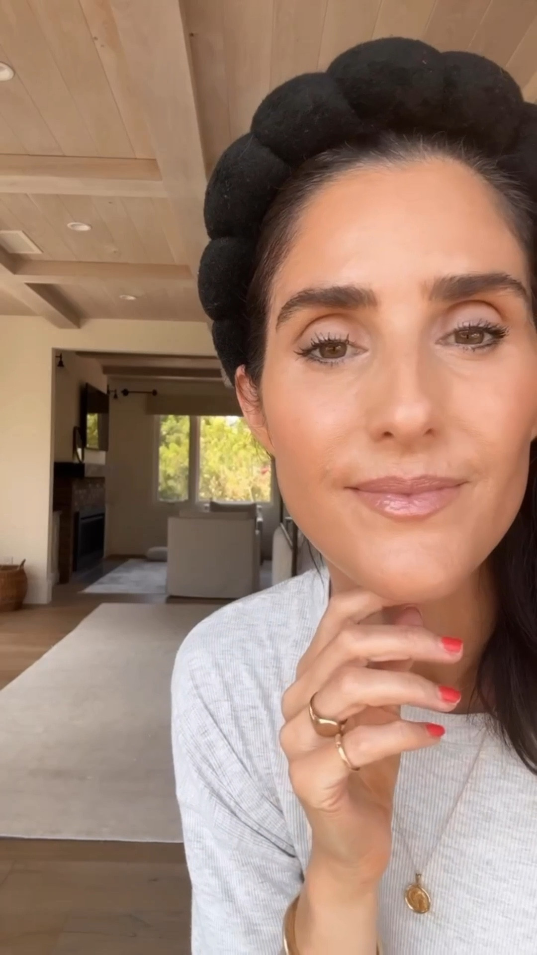 Running late makeup routine from a 40+ yr old busy mom of 2

Foundation: Neutral tan
Concealer Pen: 3.5
Eyeshadow: Rebellion
Eyebrow pencil: Medium brown
Lip duo liner: Medium Lipgloss: Ibiza Night
StylinByAylin, Aylin #nordstrom #amazon #beauty #makeup

#LTKOver40 #LTKgrwm #LTKHoliday