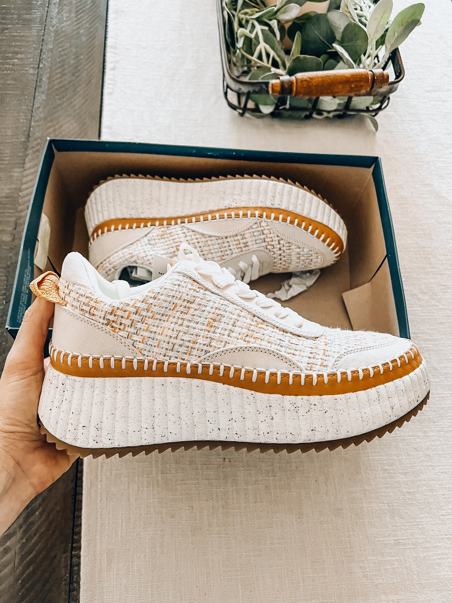 20% off Target women’s shoe sale 🎯👟🤍

#LTKsalealert #LTKunder50 #LTKshoecrush