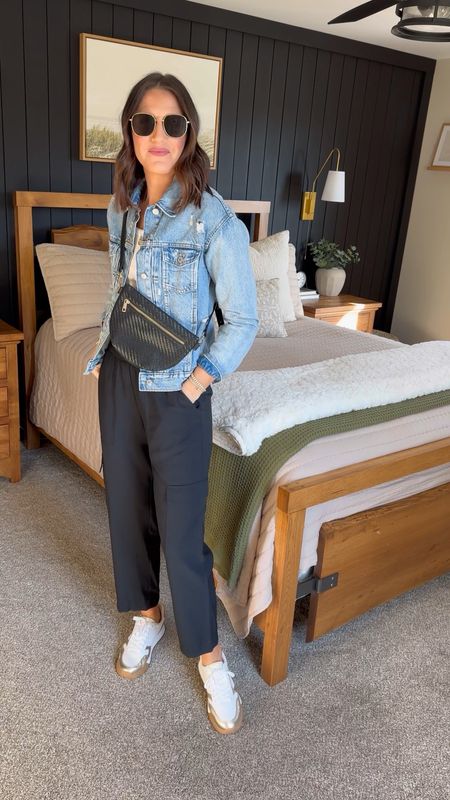 These Target cargo pants are AMAZING!!! 🤩 Wearing a small. 


#LTKfindsunder50 #LTKstyletip #LTKfindsunder100