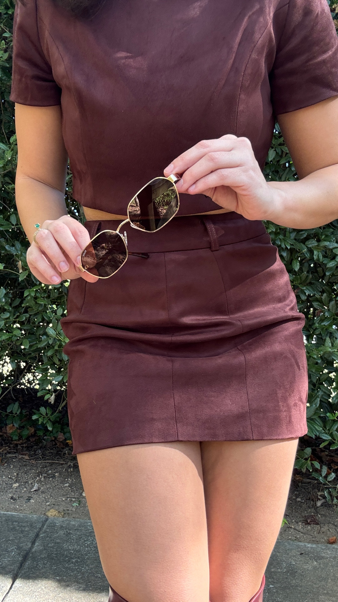 Gorgeous espresso brown suede set for fall

#thighboots #suedesets #brownsuede #espressosuede #brownsuedesets #fallinspo #falloutfitinspo 

#LTKStyleTip #LTKFindsUnder100 #LTKSeasonal