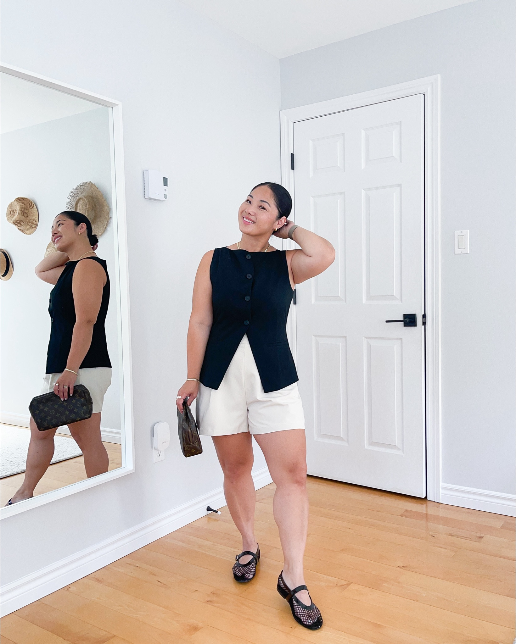 One top - four outfits! Which one is your fave?

For size reference I’m 5’1 and I typically wear a medium bottoms and small to medium tops

Outfit one: $90 (medium in both)
Outfit two: $150 (medium, 28)
Outfit three: $90 (medium in both)
Outfit four: $90 (medium, small)

*not including handbags 😇

#LTKsummer #LTKcanada #LTKmidsize