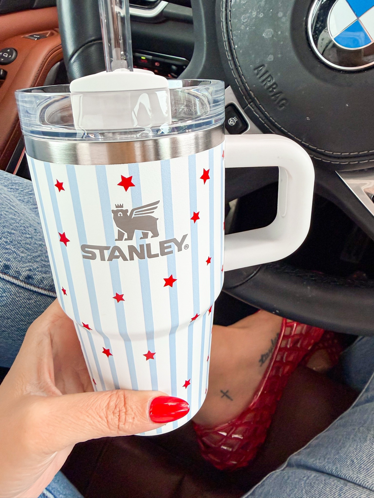 🚨 TODAY ONLY! 🚨
the stanley starry stripes collection is 25% off today! ❤️🤍💙
if you’ve had your eye on one (or need a cute 4th of july tumbler), now’s the time!
comment STARS and i’ll send you the link! ✨

#LTKSeasonal #LTKSaleAlert #LTKHome