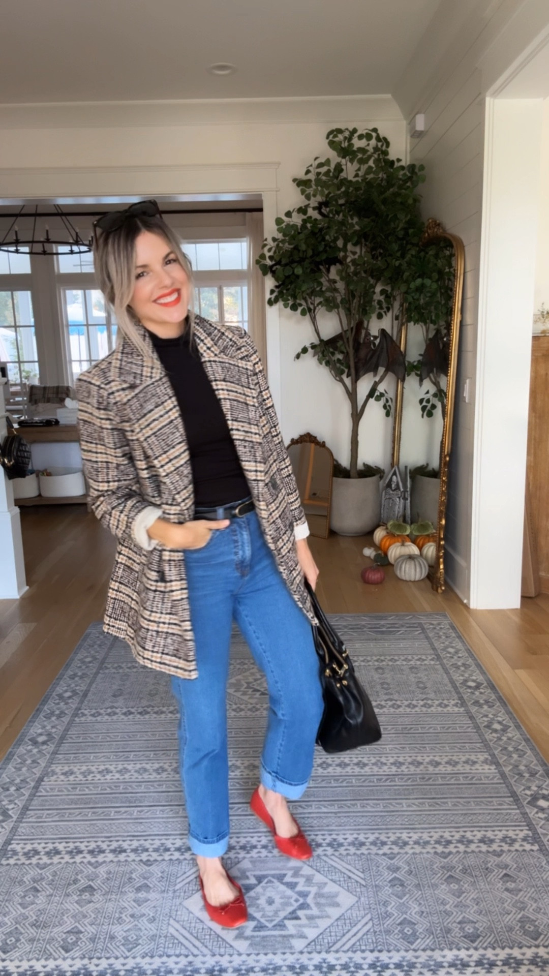 I love this look so much and I cannot believe I affordable it is from Walmart. Linked everything below! Red flats are a must get!

#LTKWorkwear #LTKFindsUnder50