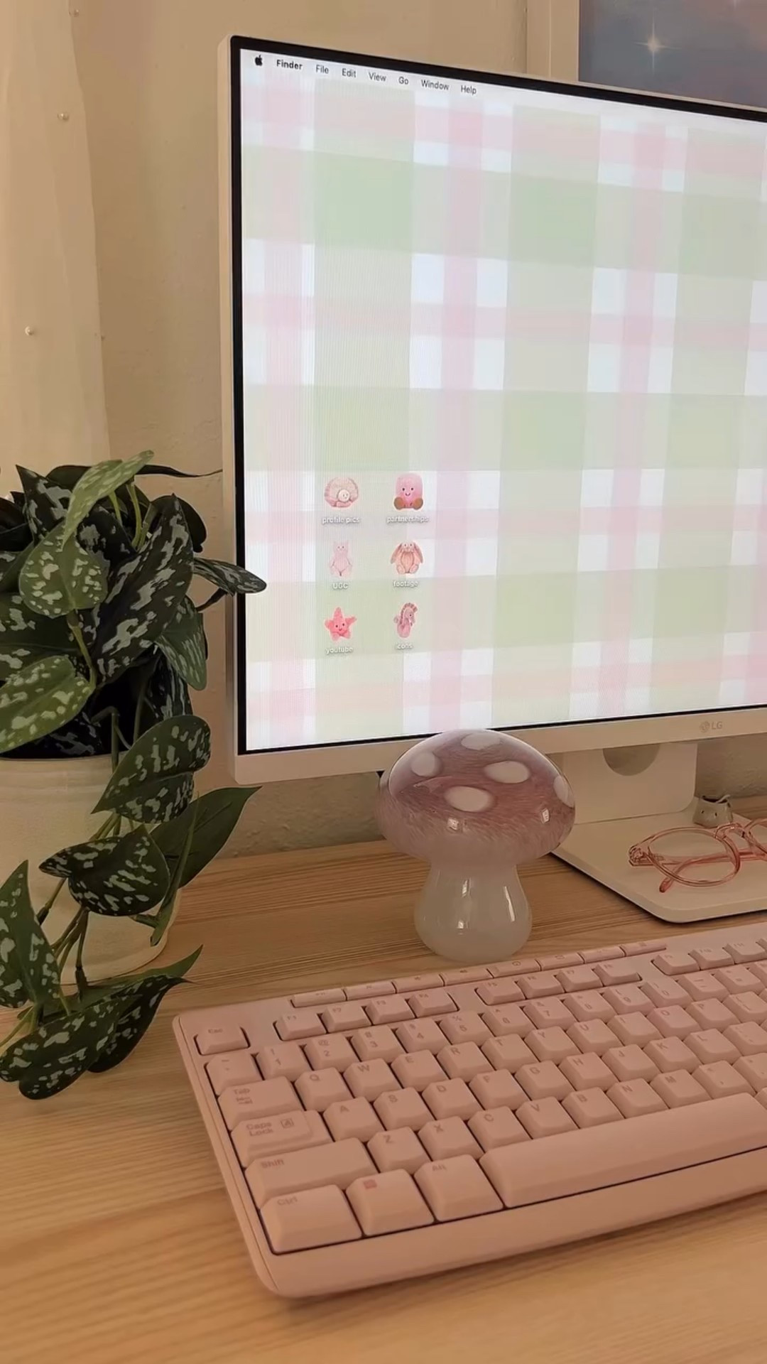 jellycat desktop icons 🤍



#LTKHome #LTKFindsUnder100 #LTKFindsUnder50