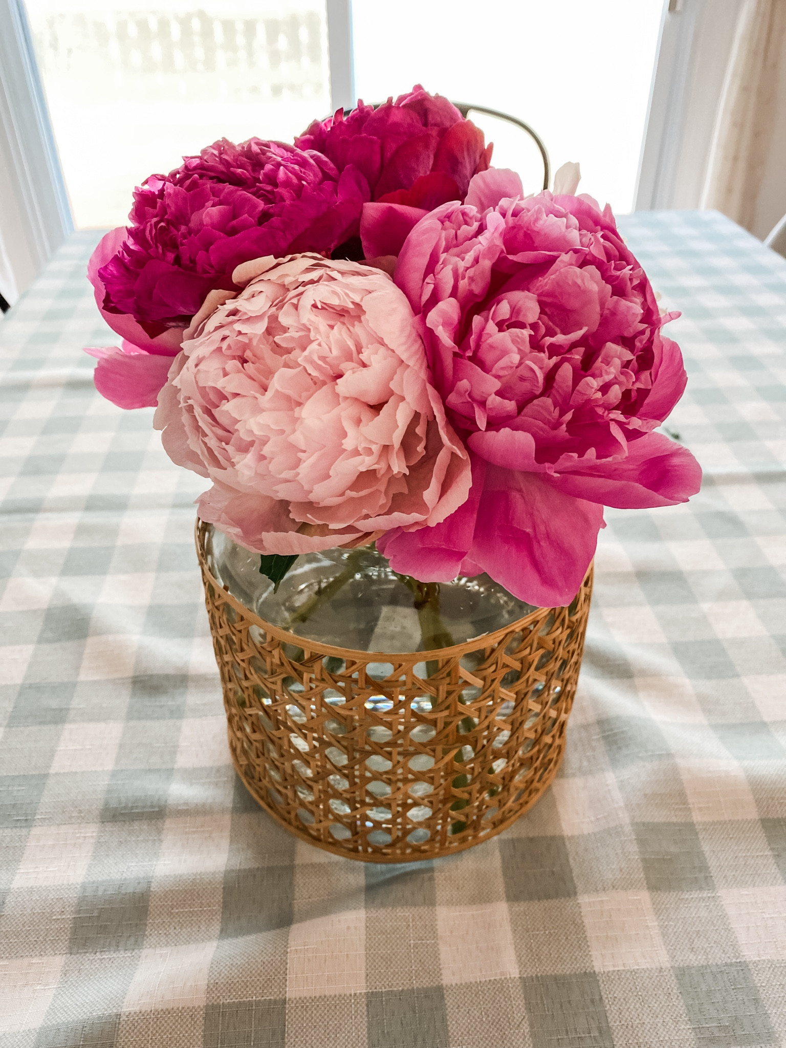 I’m obsessed with this sugar cane vase. It’s so perfect for adding fresh flowers to your home. // amazon find 



#LTKHome #LTKSeasonal #LTKFindsUnder50