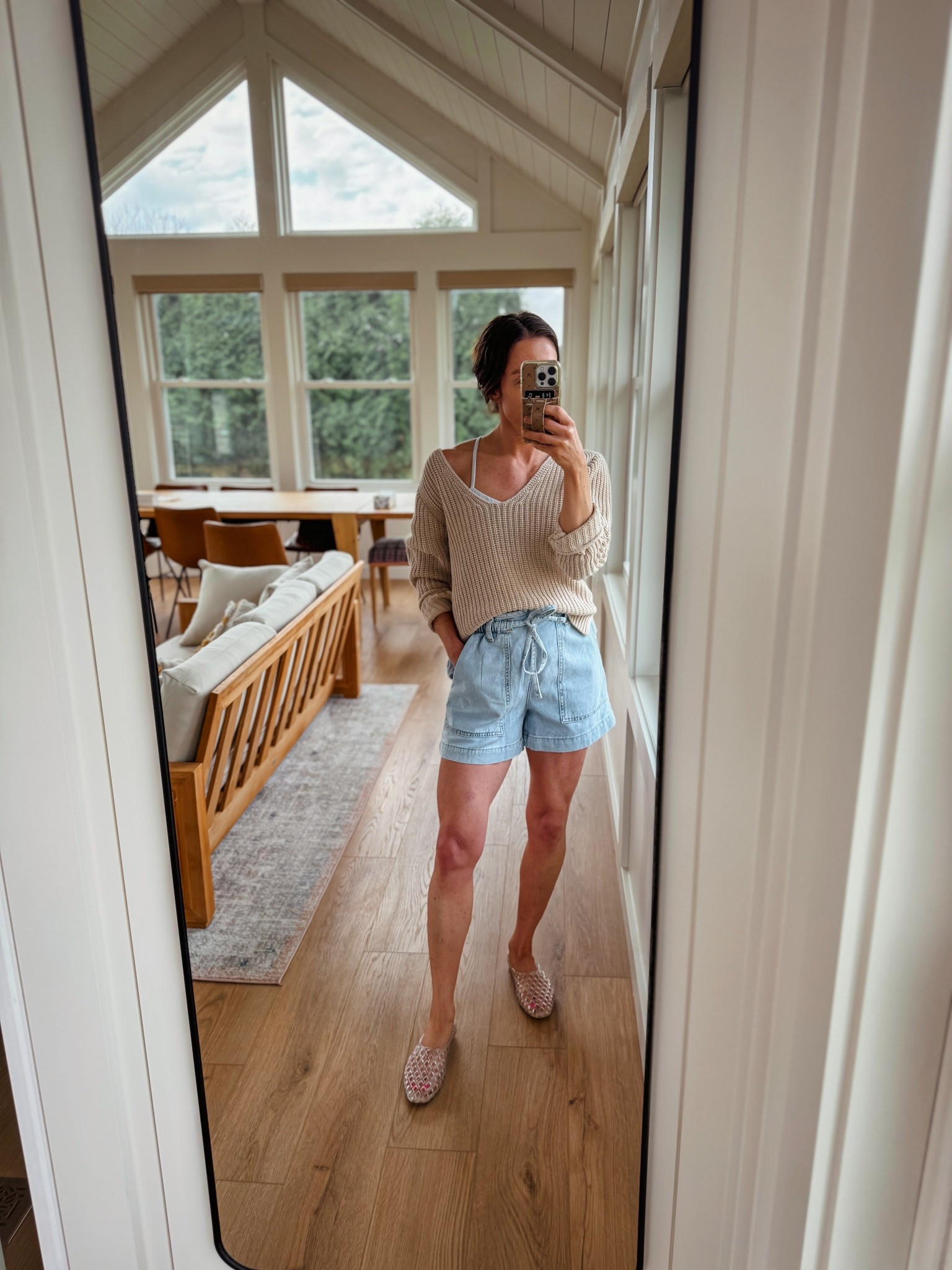 Tank: small
Sweater: Xs
Shorts: Xs
Jellies: fit TTS 