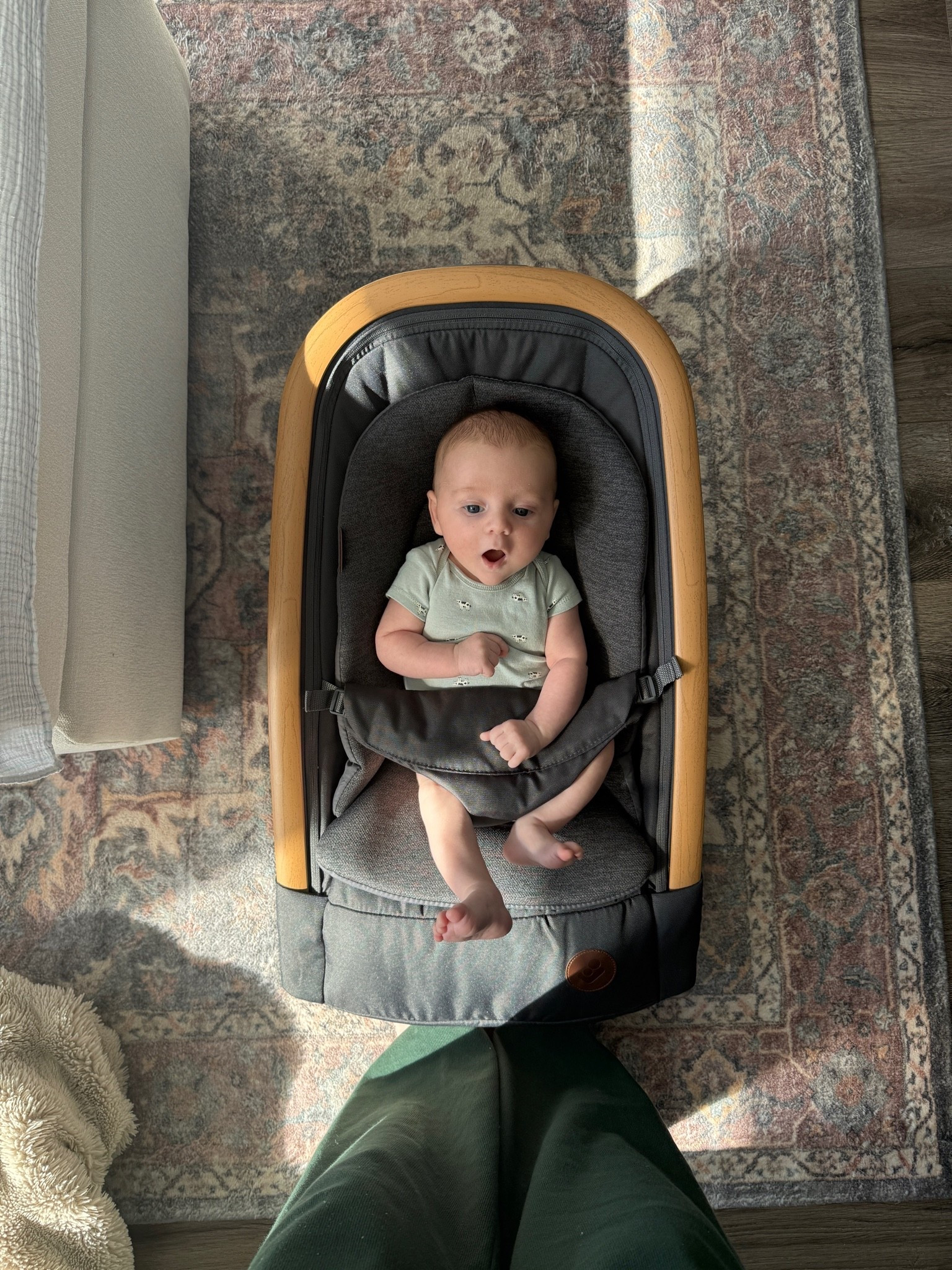 Cozy baby seat | #Amazon #Primedays #Babyseat #Babyrocker #Cozybabychair