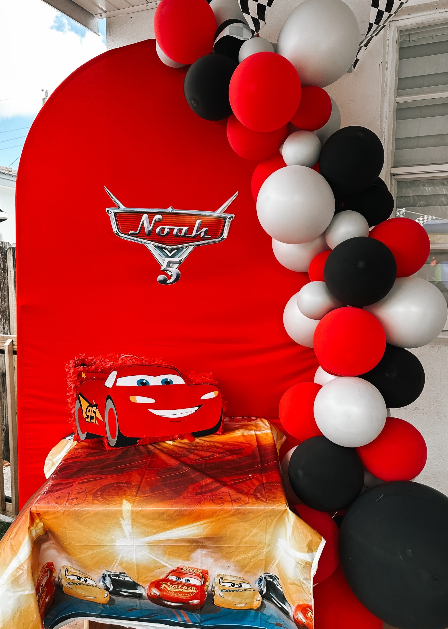 Cars Themed Birthday Party 🏎️💨

Cars / themed birthday party / party decor / party decorations / kid party ideas / kid party inspiration/ kids party inspo/ cars theme / kids party 



#LTKParties #LTKFamily