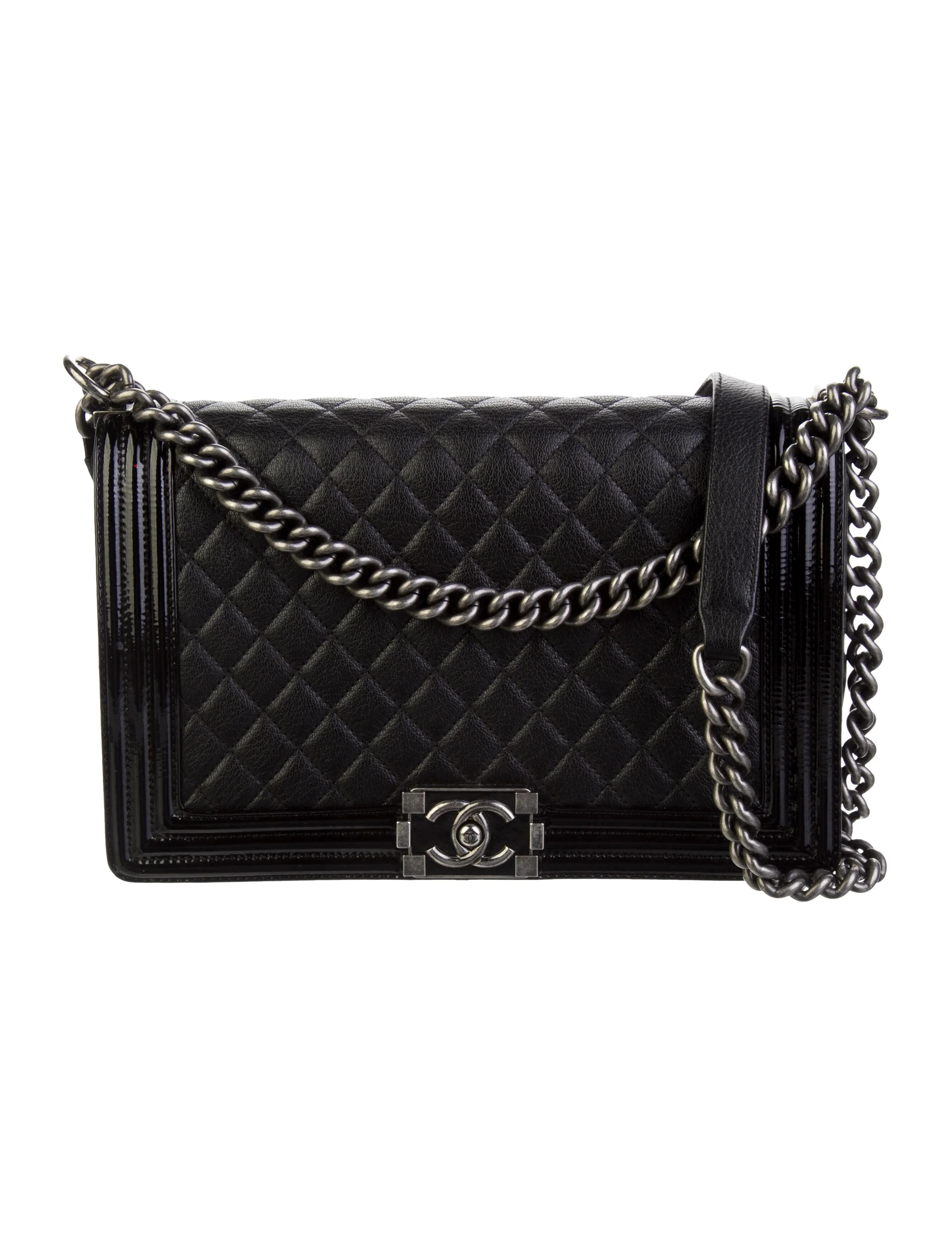 Chanel Shoulder Bag | The RealReal
