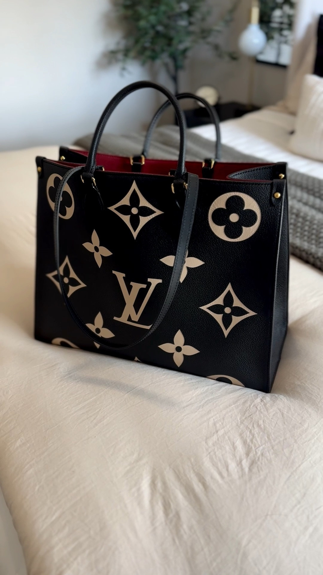 Treat yourself to a Louis Vuitton bag! Luxury totebag

#LTKdayinmylife #LTKSeasonal #LTKOver40