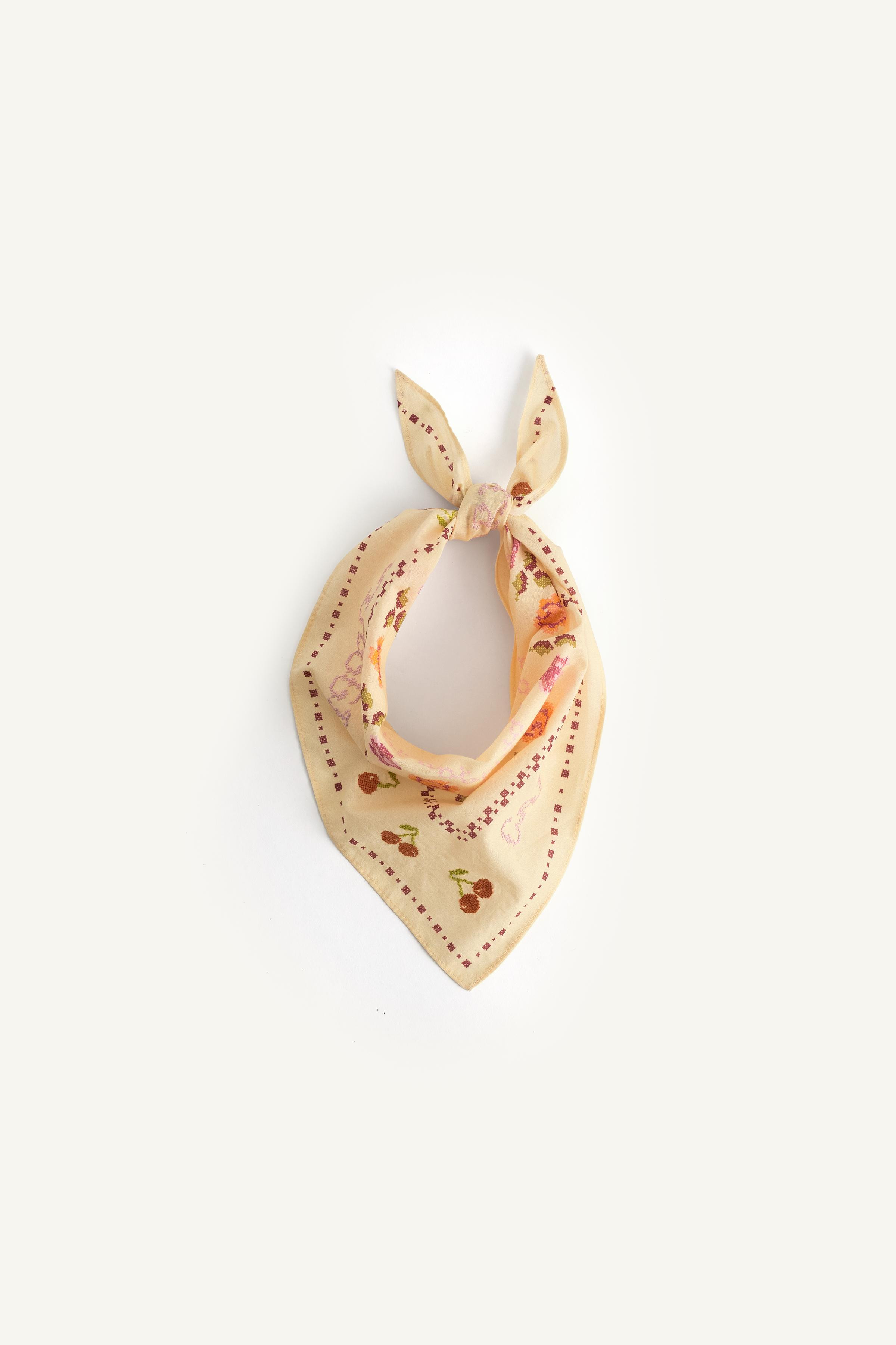 LIMITED EDITION CHERRY PRINT BANDANA | Zara US