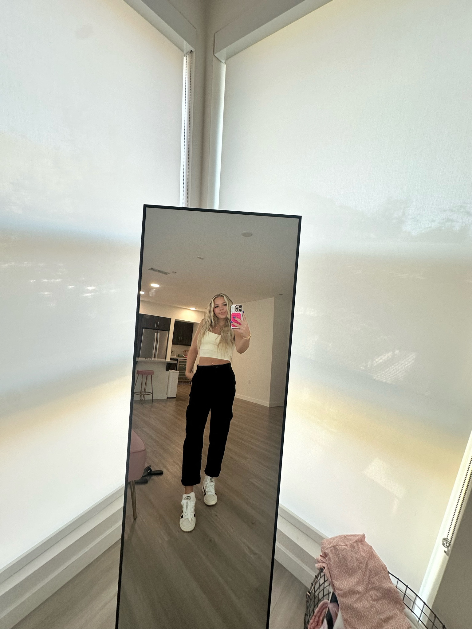 target mirror i use everyday 🌟🌟 perfect size and affordable 🖤

#LTKSaleAlert #LTKFindsUnder100 #LTKHome