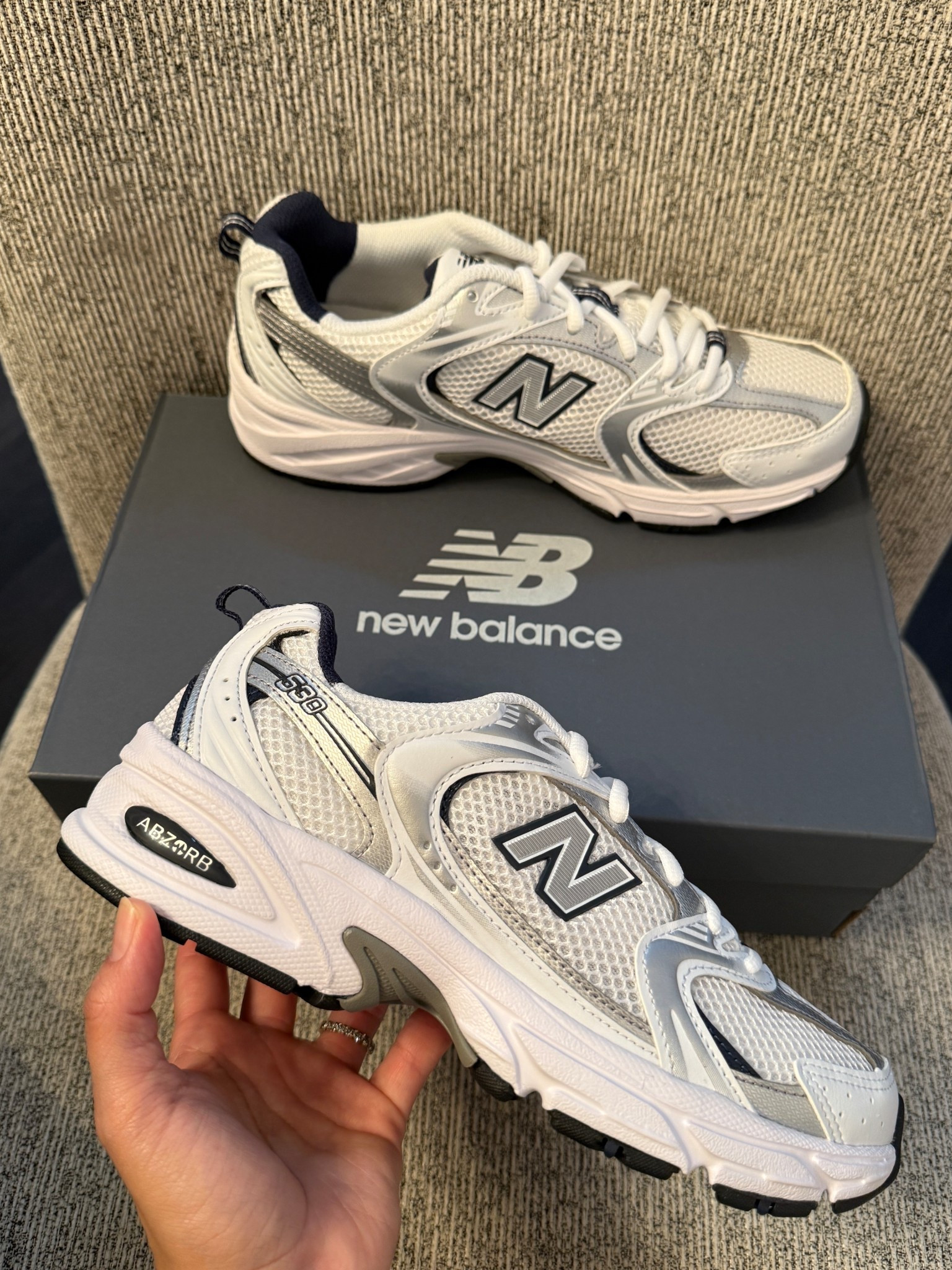 New Balance 530 sneakers / runners 

#LTKcanada #LTKpetite #LTKshoes