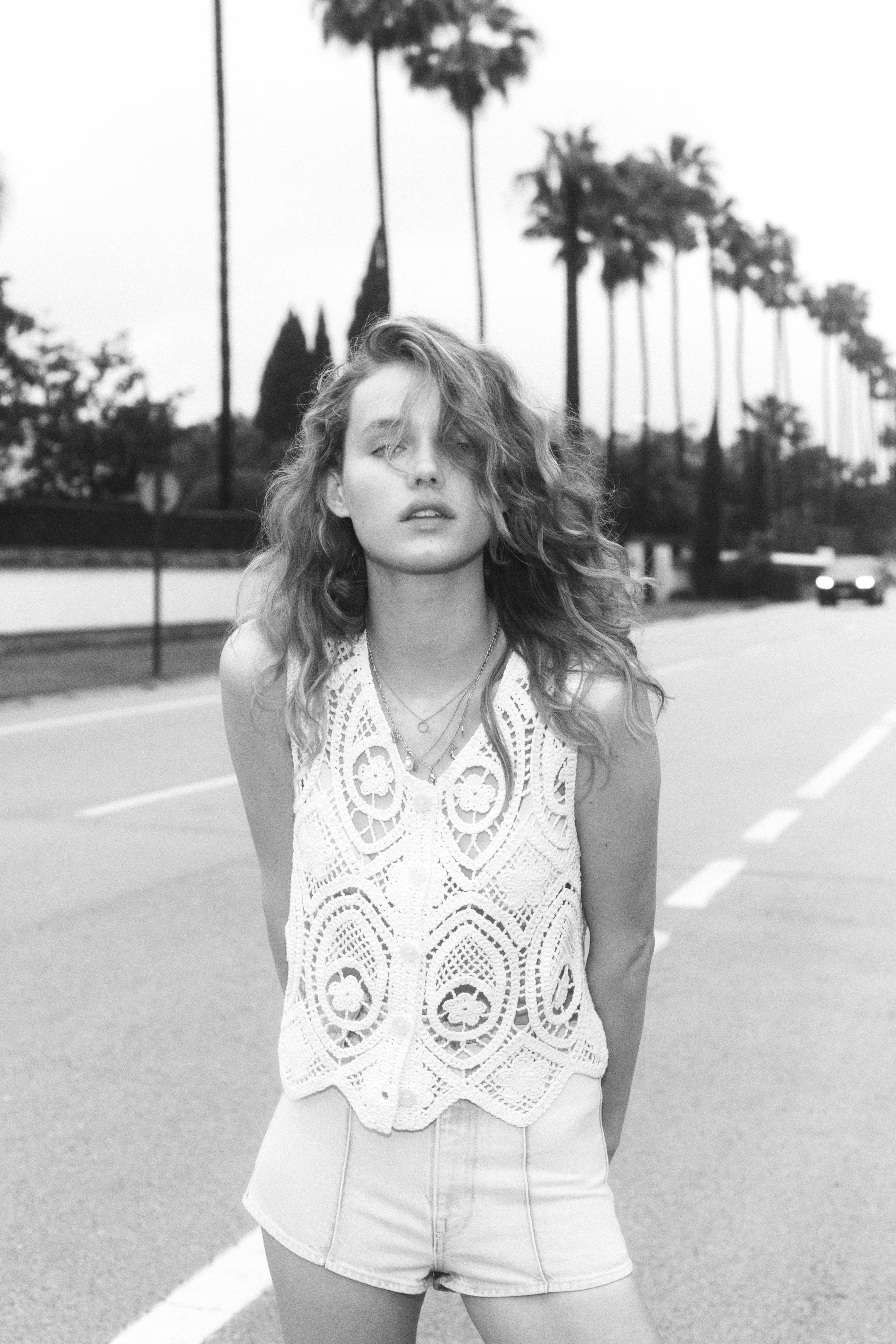 Crochet-look sweater vest | H&M (UK, MY, IN, SG, PH, TW, HK)