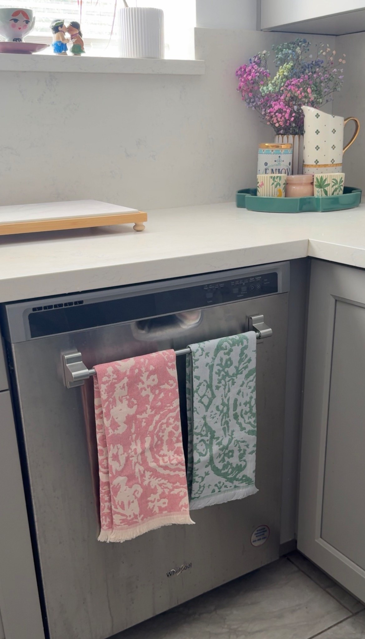 Cutest dish towels from @Anthropologie 🩷 they are such good quality and wash well! 
Add a nice pop of color to your kitchen too! The rack is magnetic and comes in a set of 2. Perfect for your dishwasher and fridge if it has no handles! 

Amazon home, Amazon finds, Anthropologie, kitchen finds, Amazon, whimsy kitchen, home decor, home finds 

#LTKHome #LTKSeasonal #LTKOver40