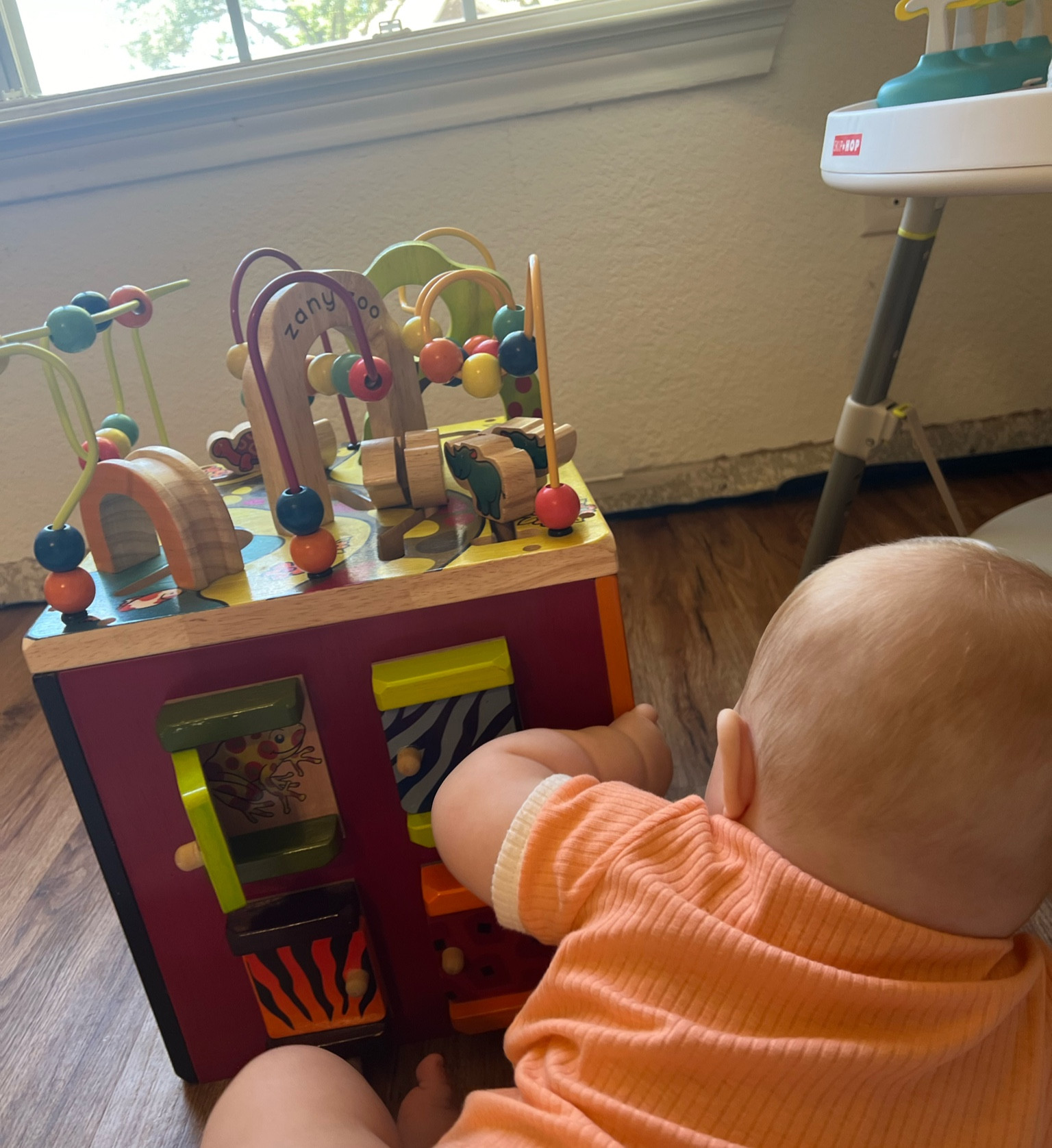 Wooden activity cube! Great for helping baby refine their fine motor skills! 
#ltkbaby #ltkwoodentoys #woodentoys #activitycube 