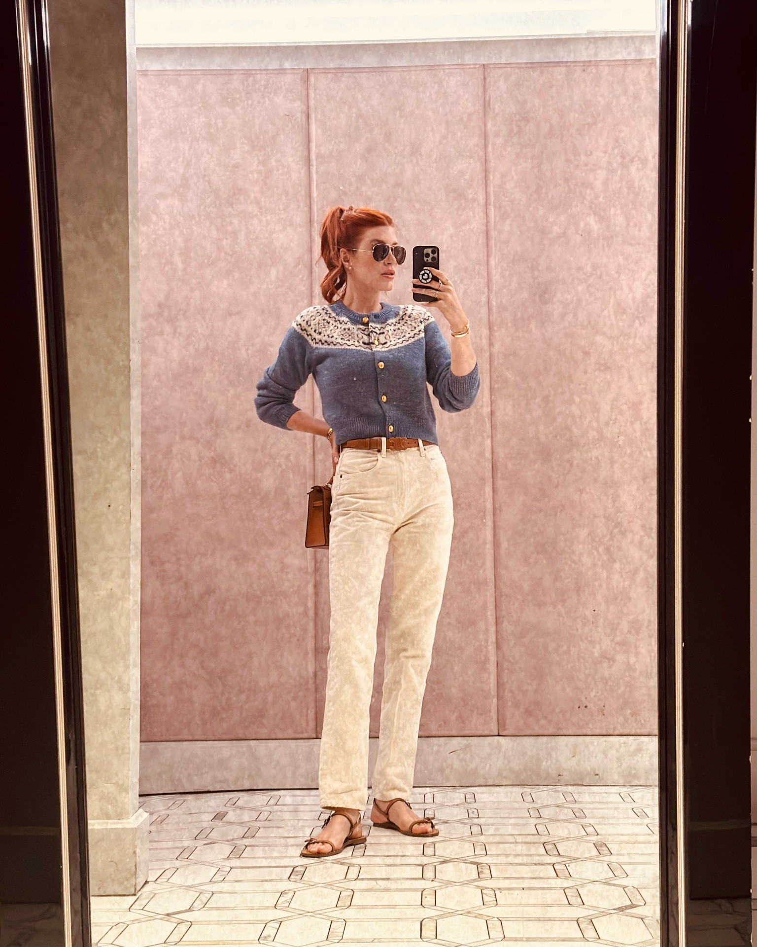 It’s day 1 of #LTKcon and check in is about to start. I have some meetings and their sales so I’m in a cute casual look. The sweater is such a classic. A total investment piece -no doubt- but it’s something that I will maintain and keep for years and years. You have seen everything else on me before - they are all wardrobe builders you will wear over and over. 

#LTKSeasonal #LTKOver40 #LTKCon