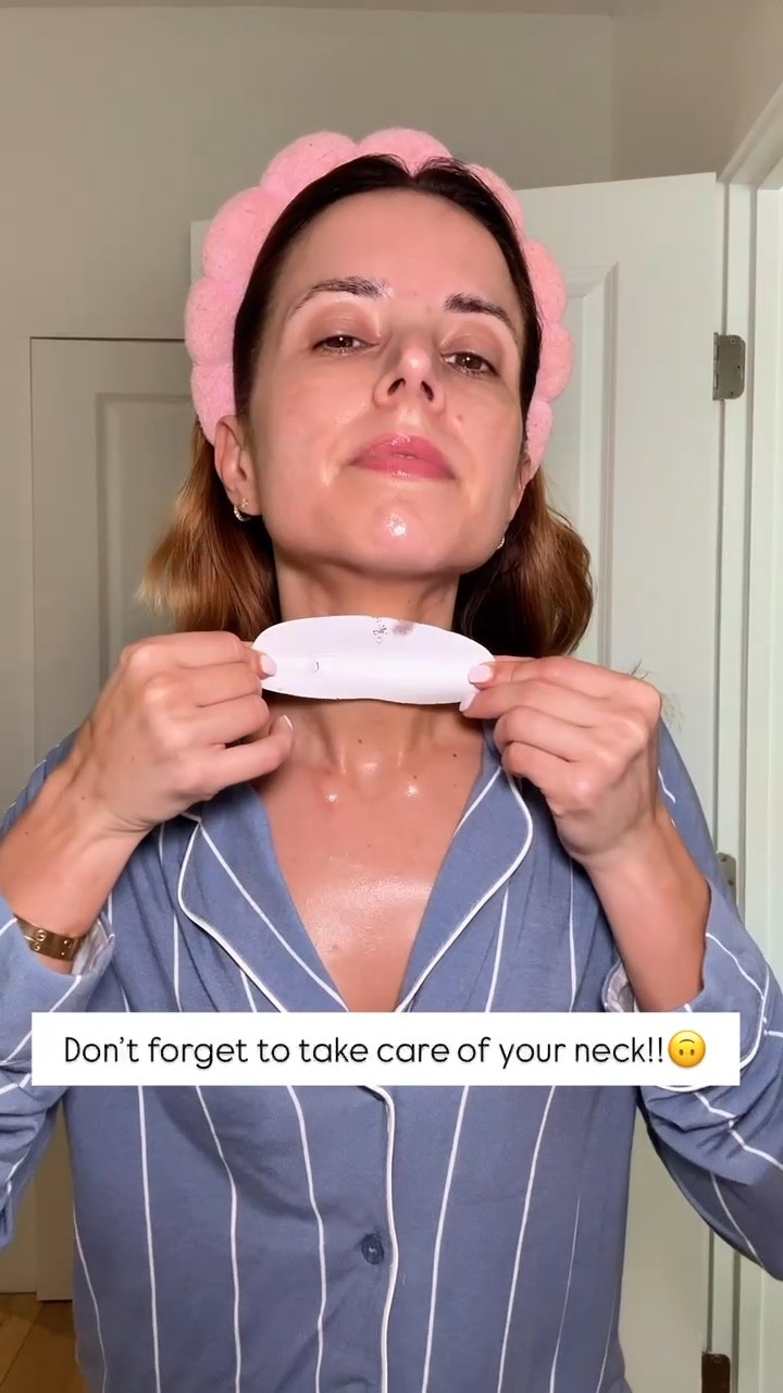 Unsexy things I do to look and feel my best! Love these collagen neck patches to help with lines and ‘tech neck’. Anti aging favorites. 


#LTKselfcare #LTKmorningroutine #LTKBeauty
