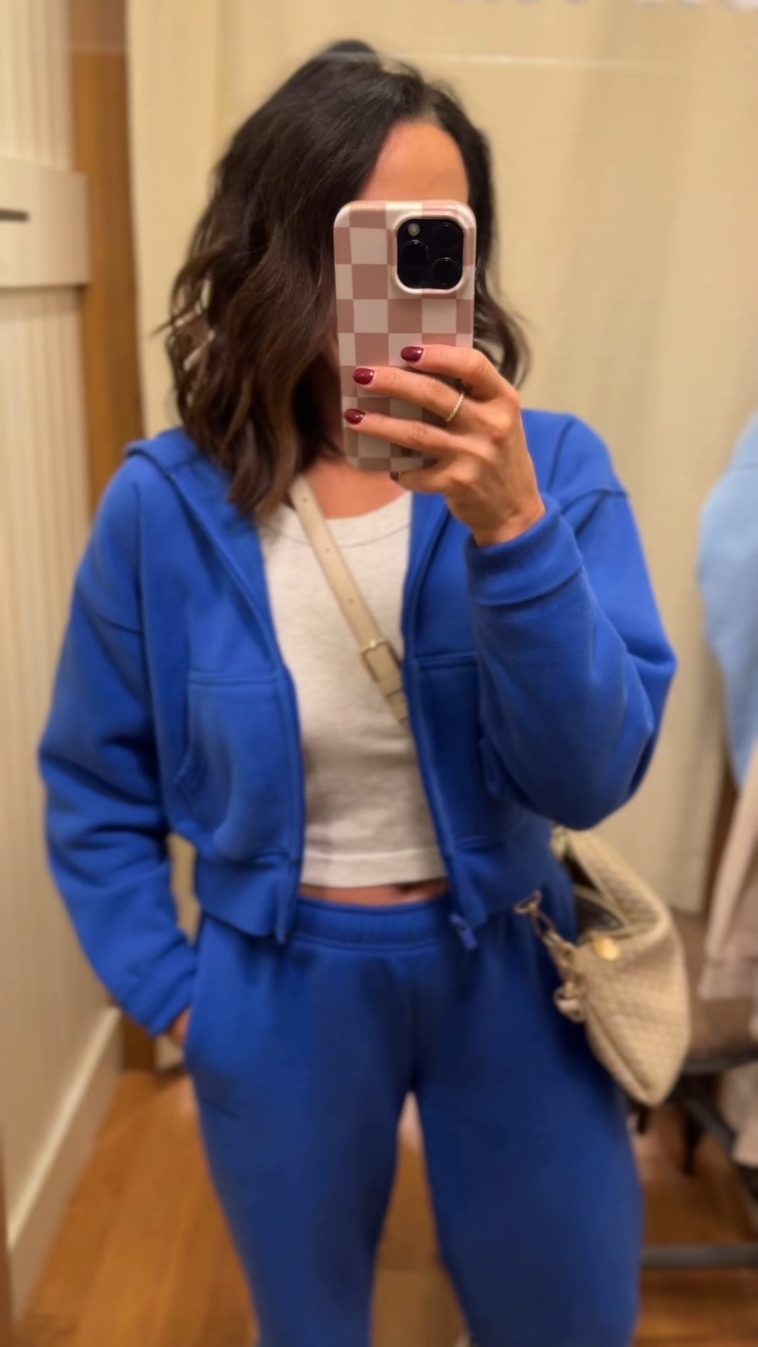 This set was a splurge with my Christmas mo
Eye and I have worn it every single week since I bought it! Every time I leave the house I get stopped at least 6-7 times asking where I got it! It so
Soft and the quality is too
Notch! I’m
In a xs!