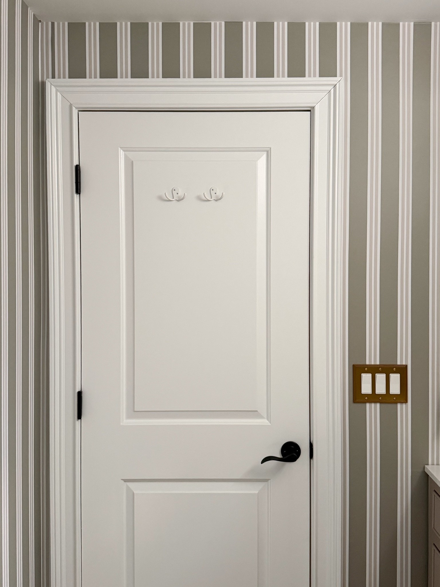 This striped Chasing Paper wallpaper is such a timeless choice. The clean lines add architectural interest and personality to a space while keeping the overall look classic and easy to style.

Chasing Paper wallpaper, striped wallpaper, bathroom wallpaper, powder room decor, peel and stick wallpaper, small bathroom ideas, wallcovering ideas, classic home design, neutral home decor, timeless interiors, wallpaper inspiration, girlonthehudson

#LTKSeasonal #LTKdayinmylife #LTKHome