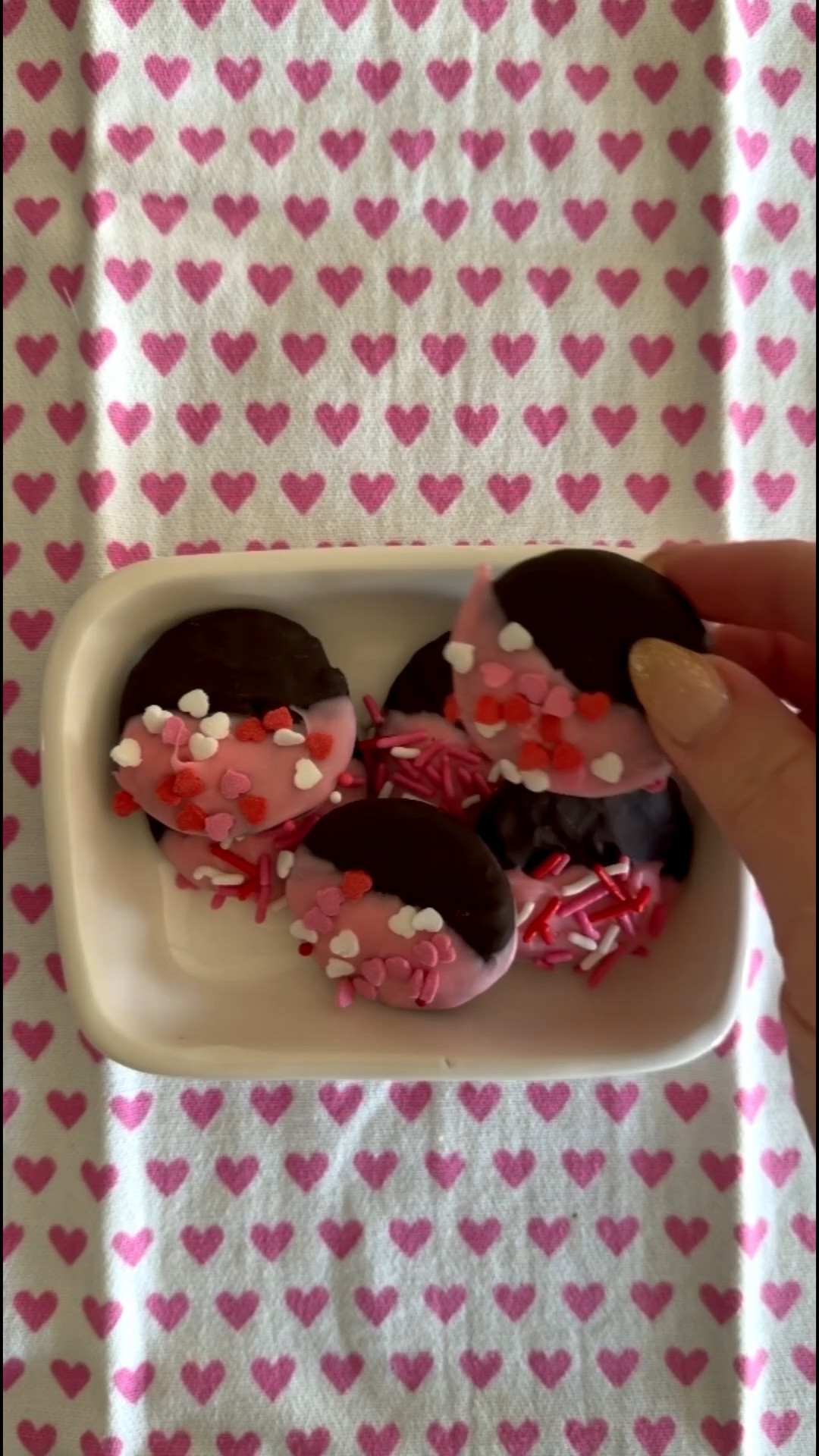 Here’s an easy and fun no bake Valentine’s Day cookie idea! All you need are just these few ingredients and it turns these cookies into a super sweet, adorable treat that’s perfect for Valentine’s Day too! 💕 

#LTKSeasonal #LTKfoodie