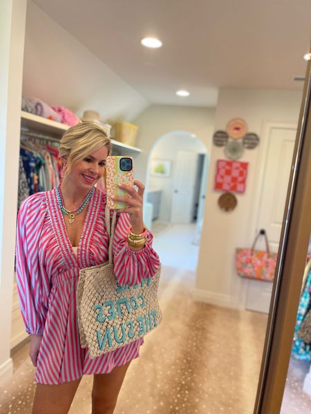Summer bags that won’t break the bank! Carry to the pool, the farmers market, 🏖️ the beach, all summer long! Summer accessories 🩵☀️🩷

#LTKSwim #LTKOver40 #LTKSeasonal