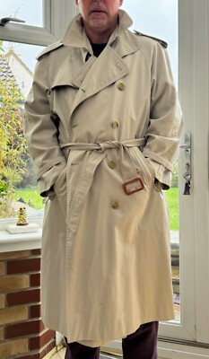 Genuine Vintage Burberrys Beige Check Trench Coat Mac UK MENS 43"  | eBay | eBay UK