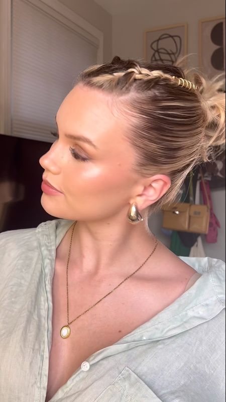 Slick bun, but add a little bit of ✨spice✨

#LTKstyletip #LTKbeauty