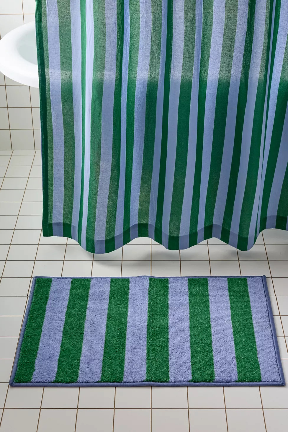 Awning Stripe Plush Printed Bath Mat | Urban Outfitters (US and RoW)
