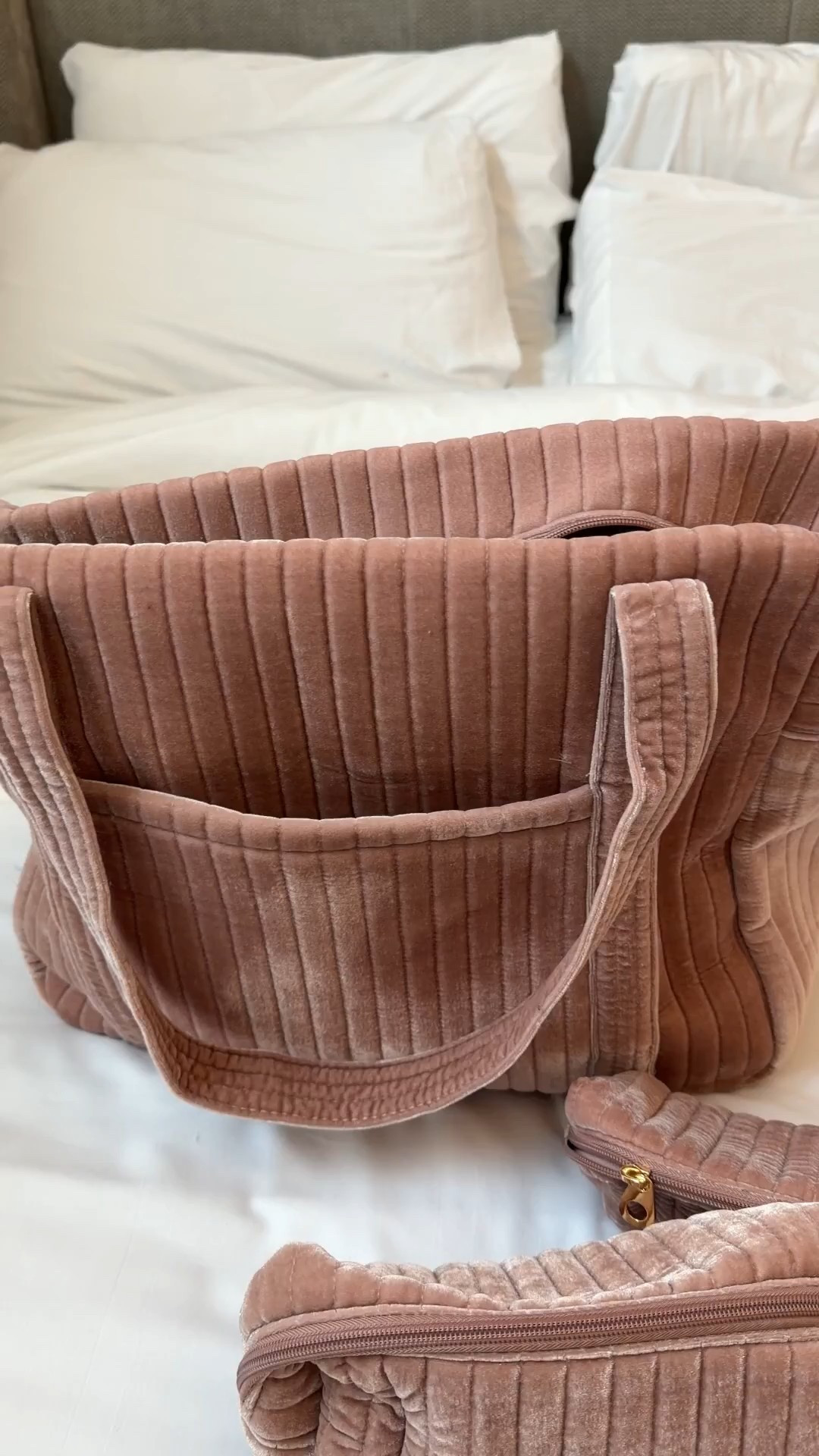 Target Velvet Duffel Bag and Cosmetic Bags / so cute for Winter time  

target fashion, velvet duffel bag, velvet cosmetics bag, winter style, women’s bags, velvet bag

#LTKGiftGuide #LTKHoliday #LTKSeasonal