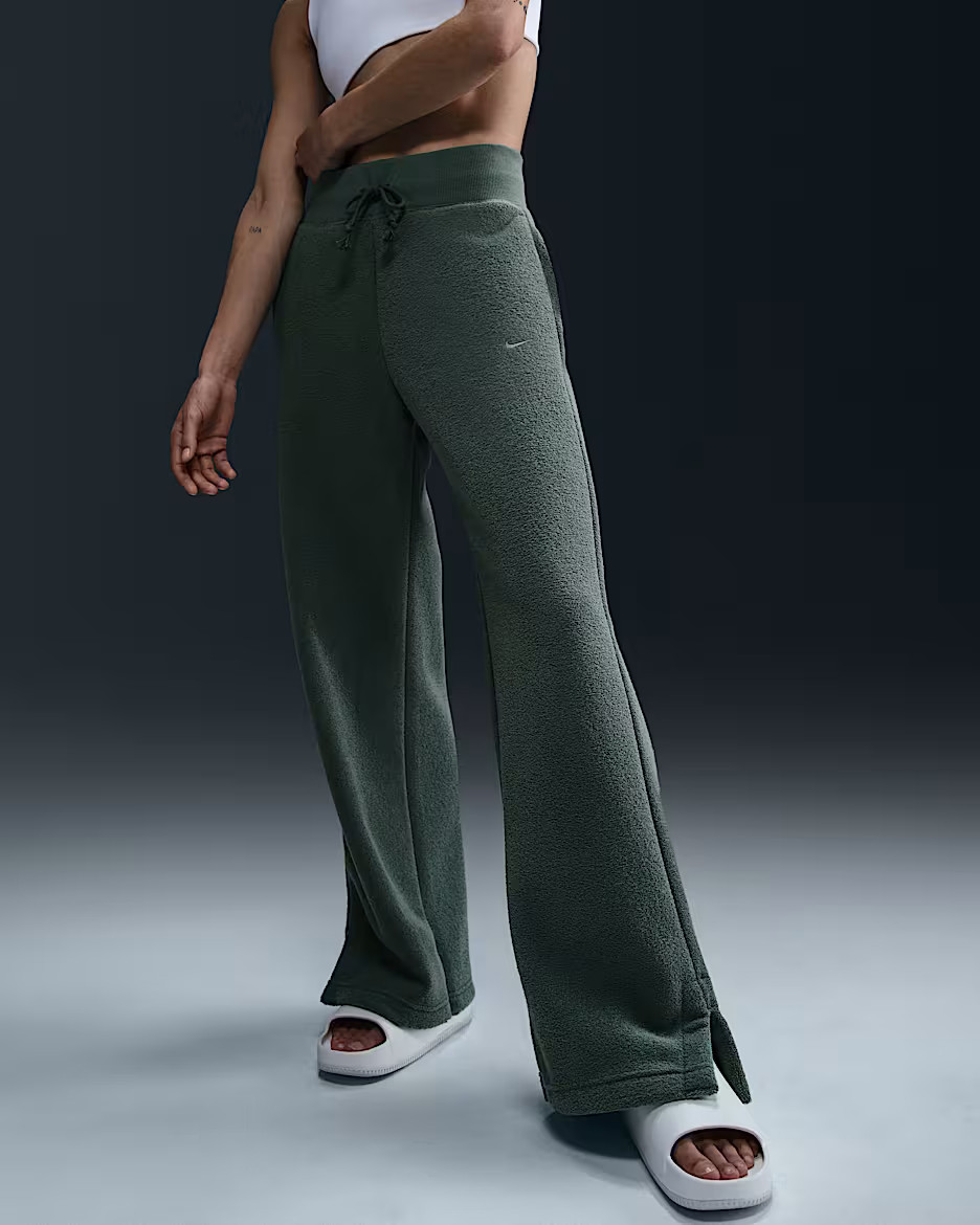 Nike Sportswear Phoenix Plush Women's High-Waisted Wide-Leg Cozy Fleece Pants | Nike (US)