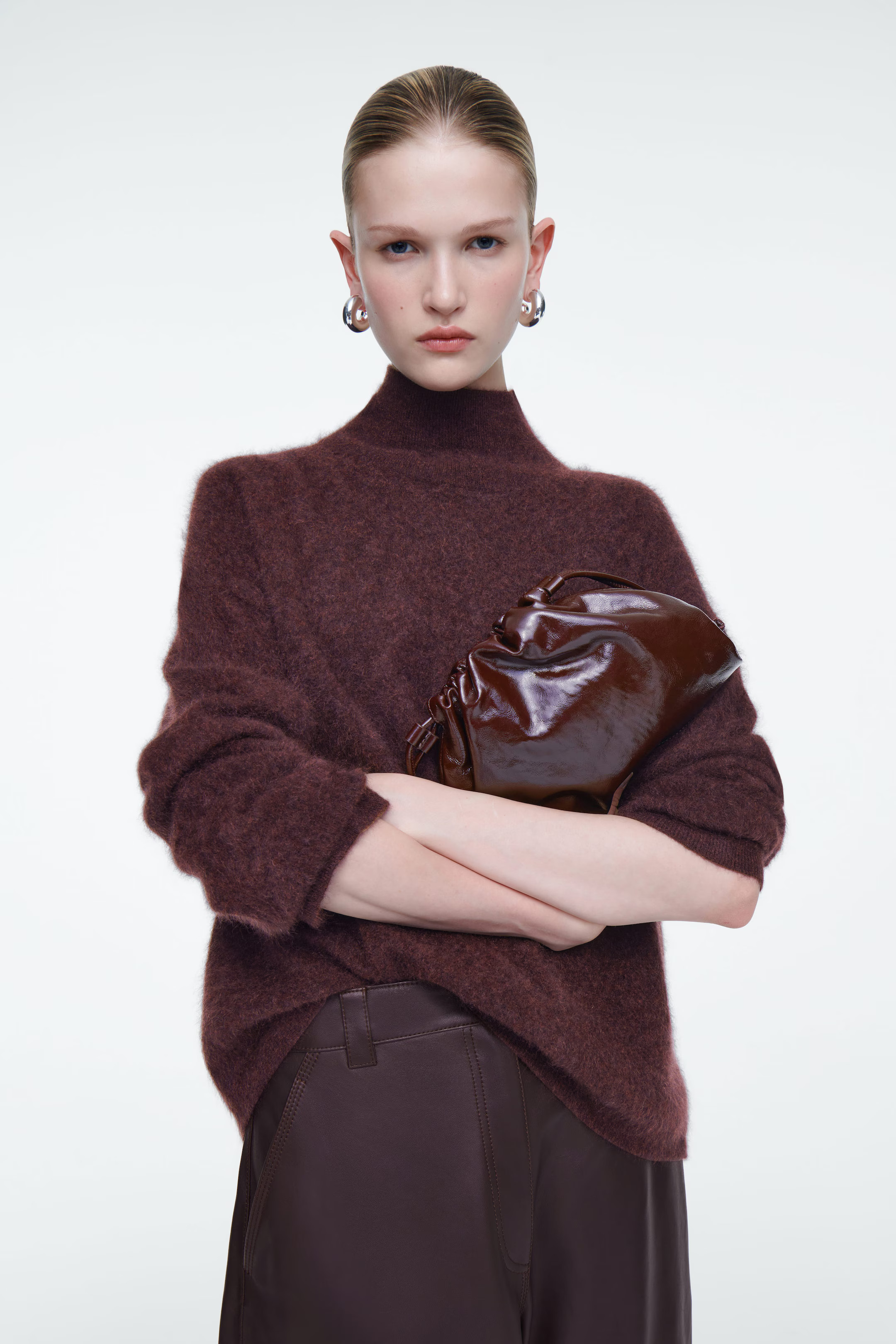 MINI CAVATELLI CLUTCH - LEATHER - BORDEAUX | COS (EU)