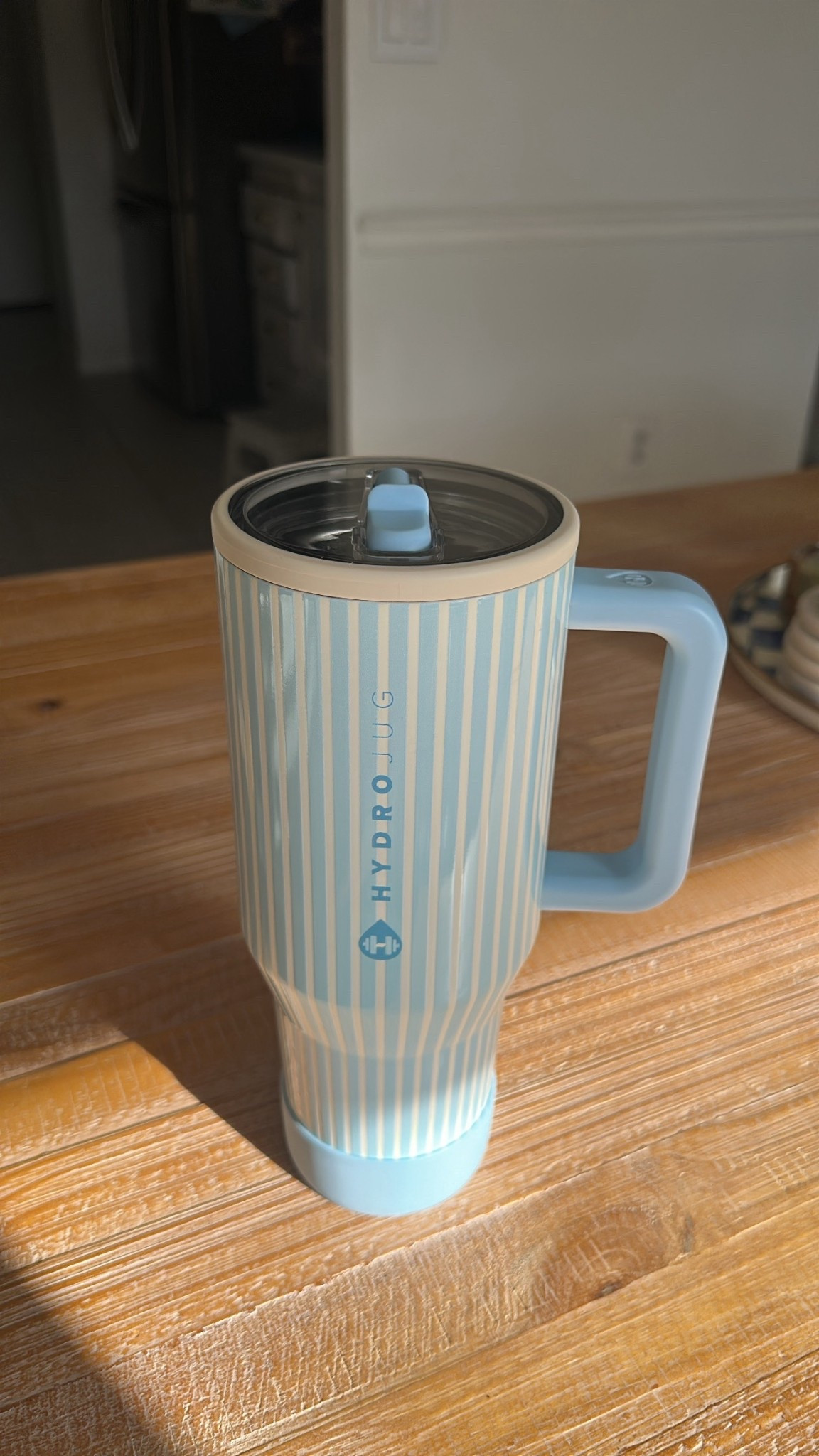 The cape cod hydro jug 😍🤍 exclusive to amazon!!


#LTKFindsUnder50