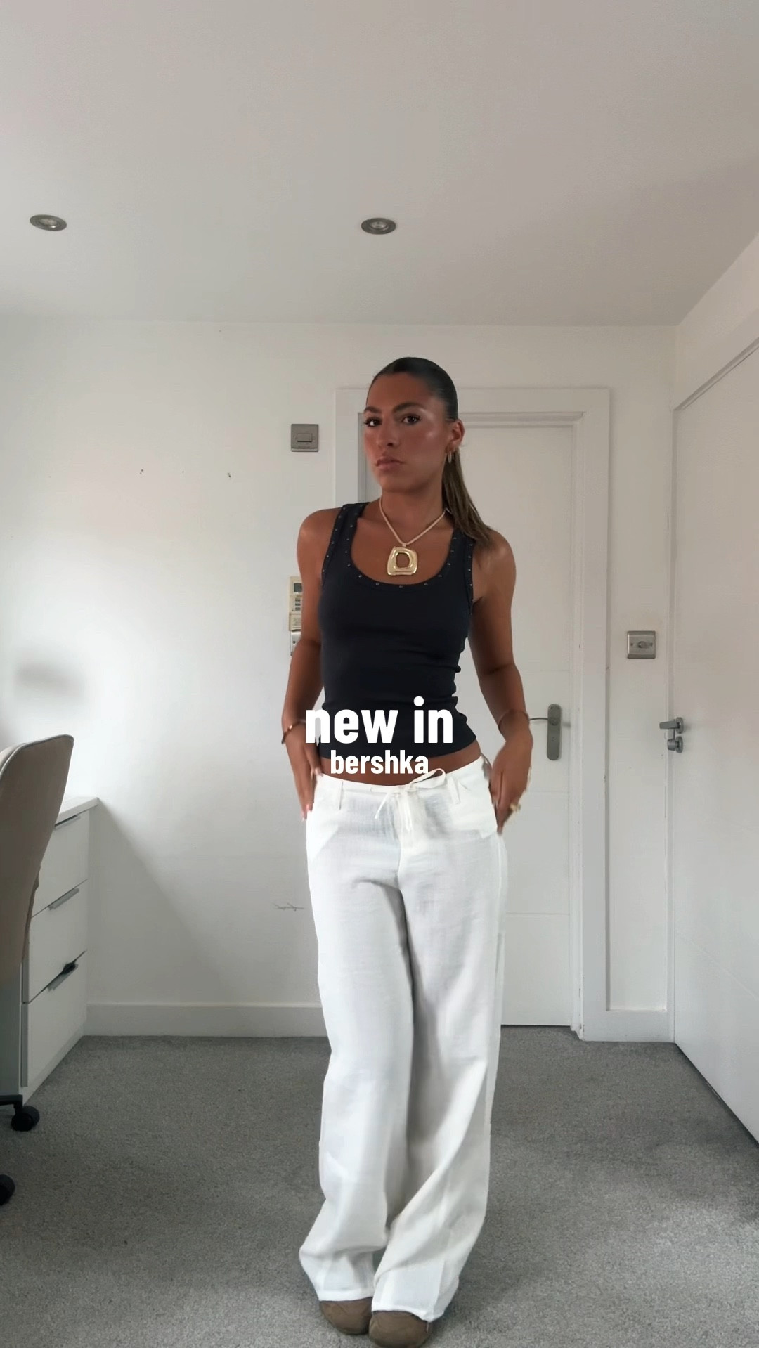 simple but cute summer outfit🤍🐆

bershka haul, bershka, summer outfit, summer inspo, linen trousers, white linen

#LTKuk #LTKsummer #LTKeurope