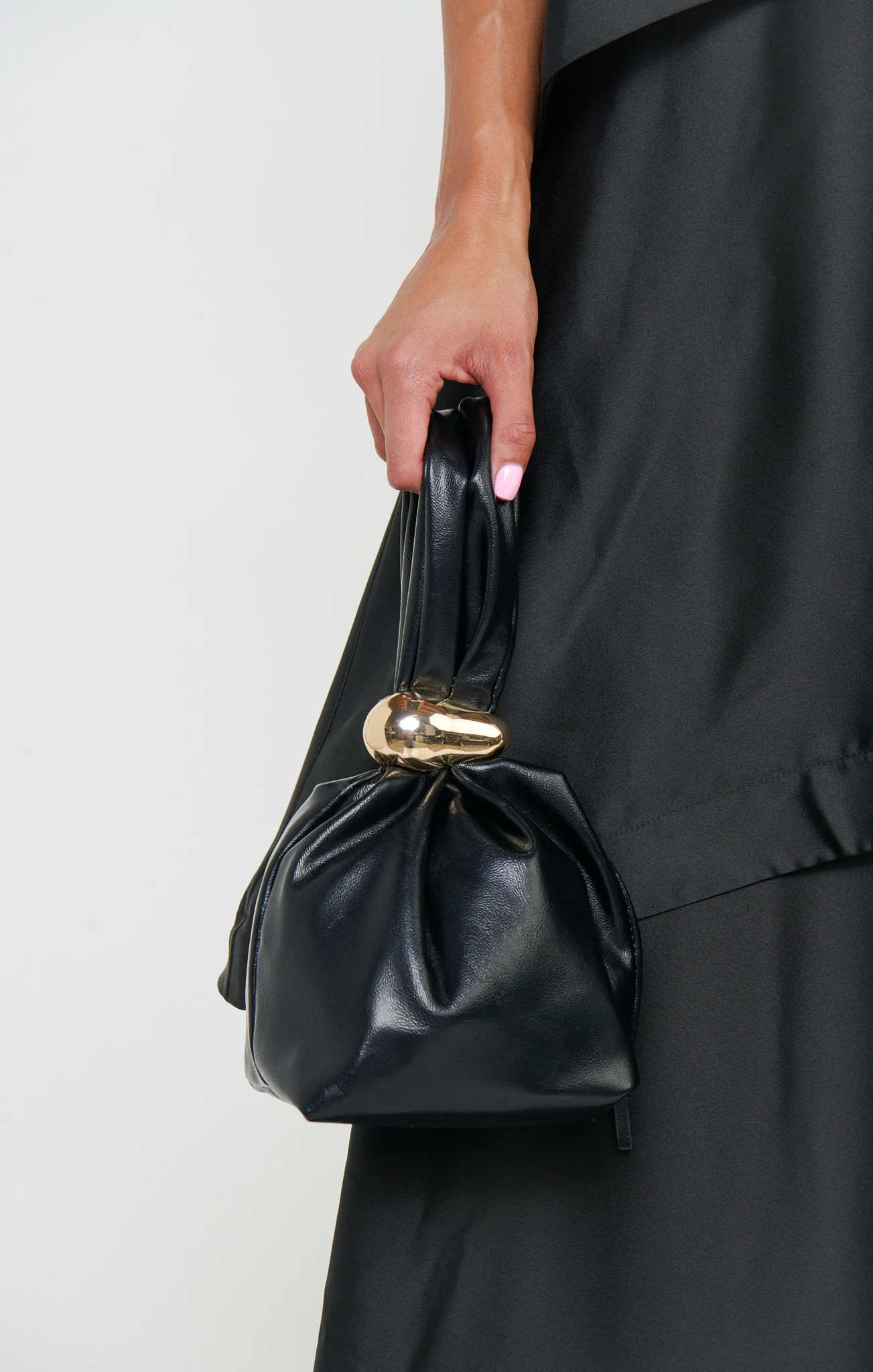 Callie Clutch ~ Black | Show Me Your Mumu