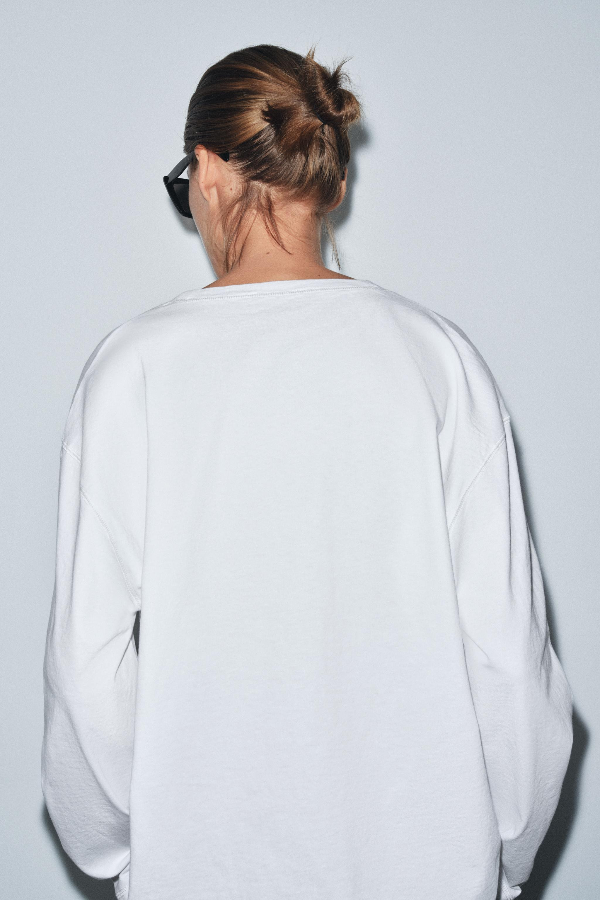 RUSTIC V-NECK T-SHIRT | Zara US