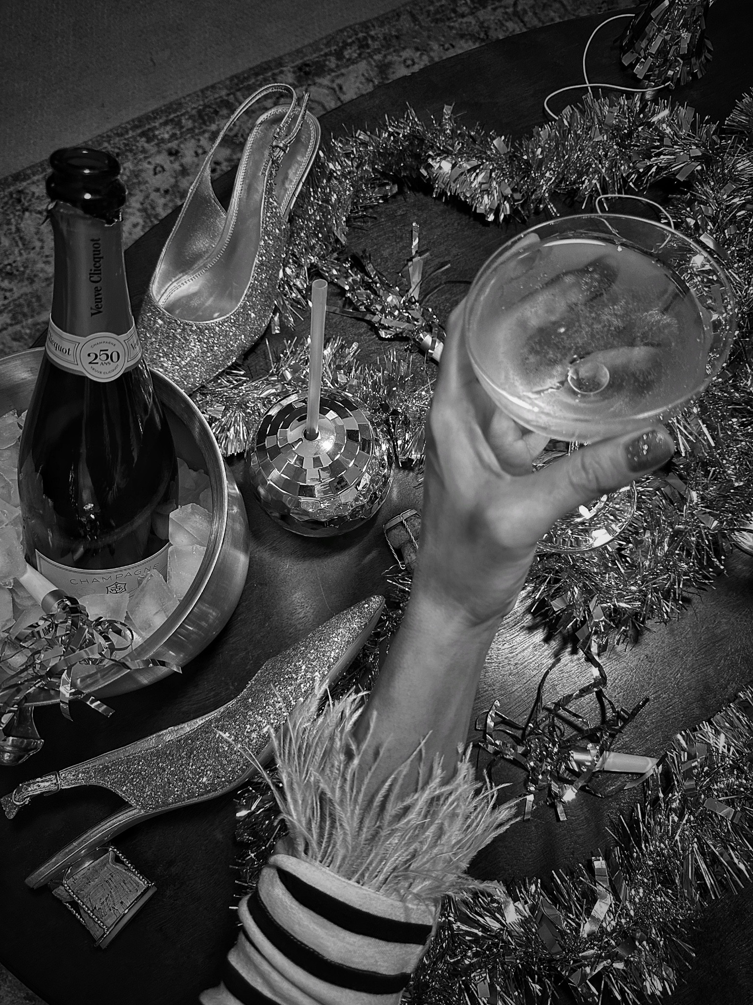 NYE @ club: my couch 🥂