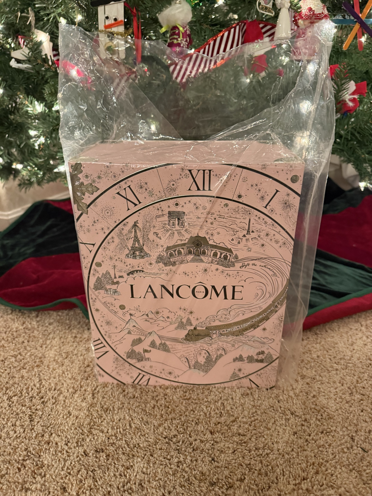 In just a few weeks it will be December and this Advent Beauty Calendar is so much fun to open. Plus it is stunning! I am obsessed!💗

#LTKHoliday #LTKGiftGuide #LTKBeauty