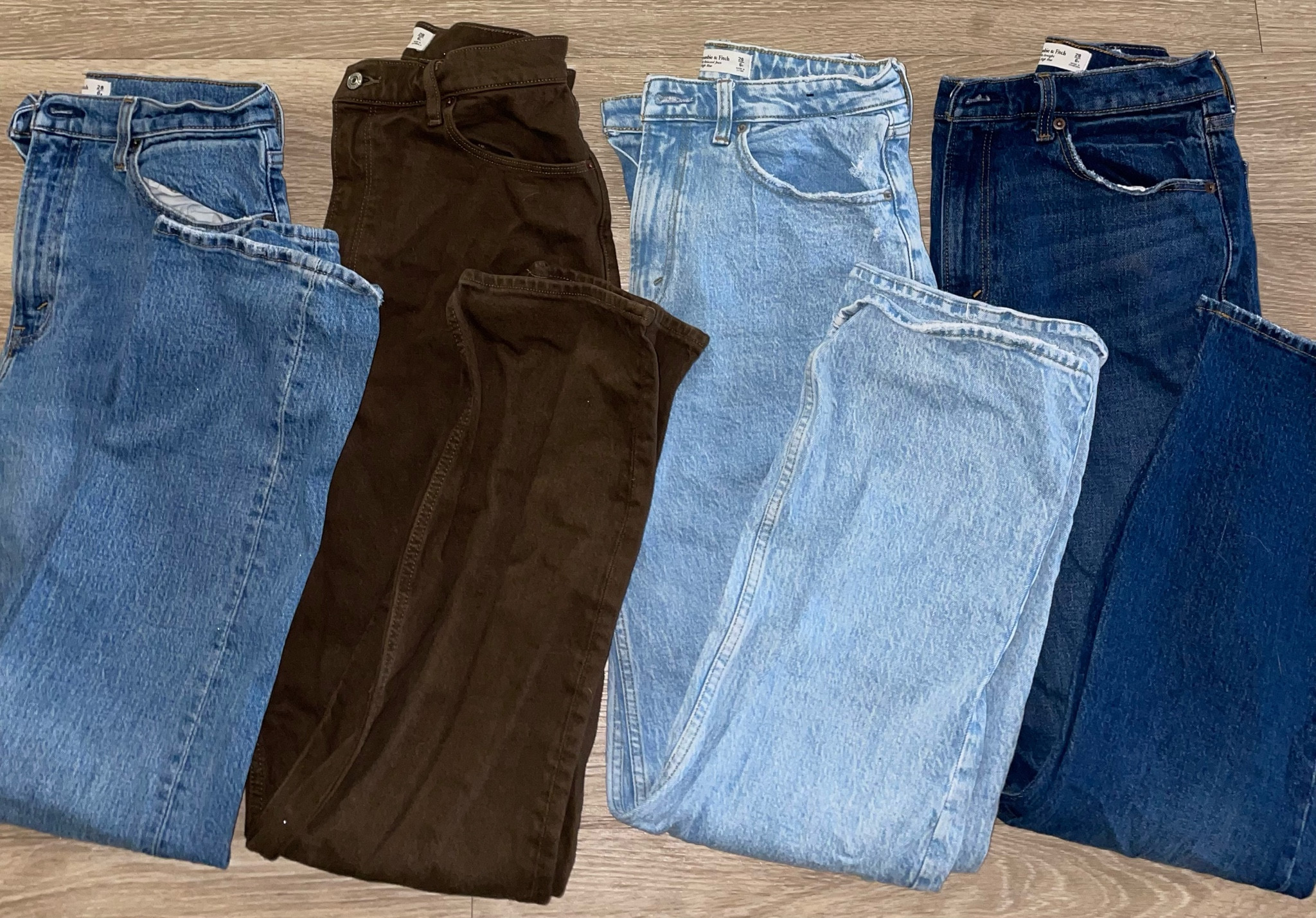 LTK Sale - Jeans 

#jeans 

#LTKSeasonal #LTKSale #LTKsalealert