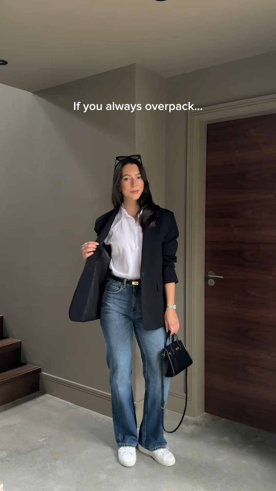 A simple spring capsule that looks polished but packs light 🤍 8 pieces, 14+ outfits - easy layers, re-wearable basics, no fuss. Shop everything linked below! 👇🏼 (linked alternatives for anything sold out!) spring capsule wardrobe, travel capsule, travel outfits, London outfits, spring fashion

#LTKootd #LTKSeasonal