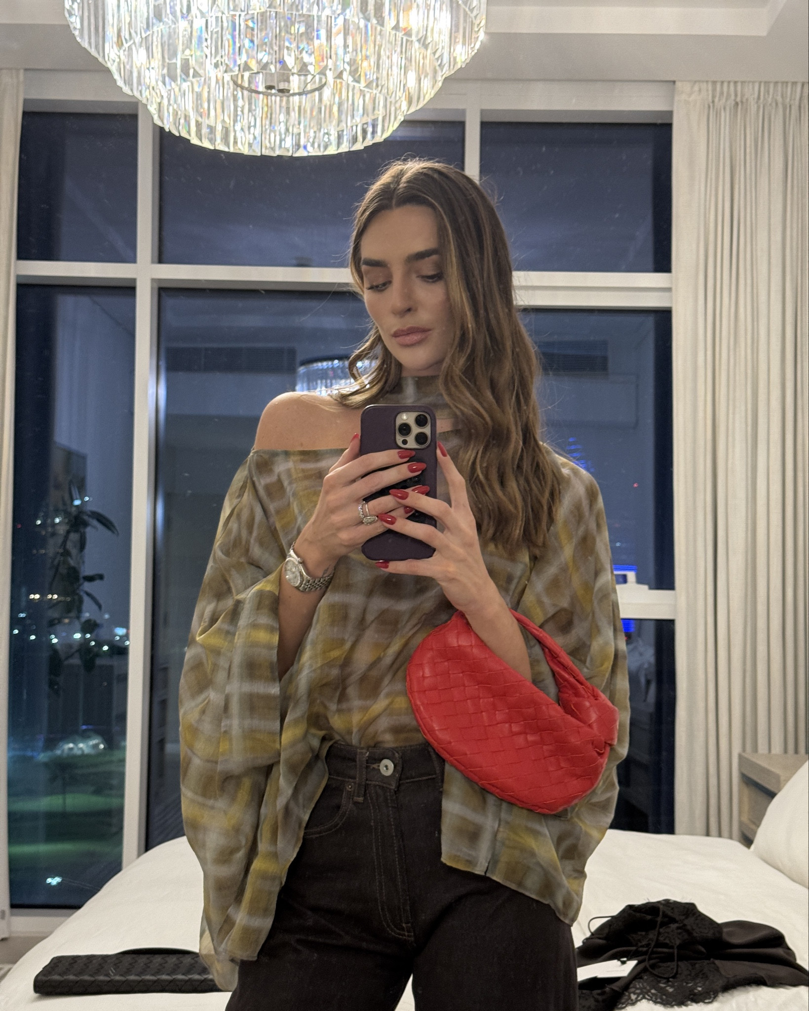 Zara shirt, Zara jeans, baggy jeans, brown baggy jeans, brown jeans, Bottega bag, Bottega Jodie bag


#LTKTall #LTKStyleTip #LTKSeasonal