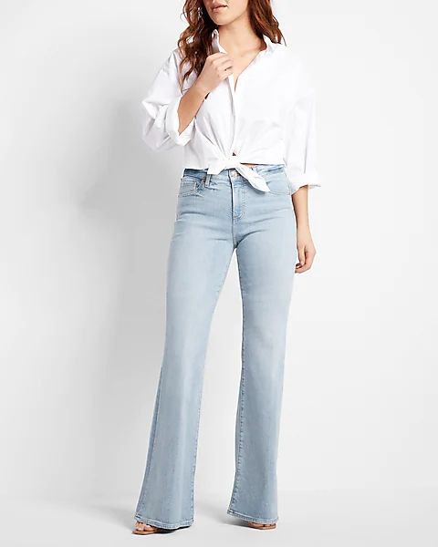 Mid Rise Light Wash 70s Flare Jeans | Express