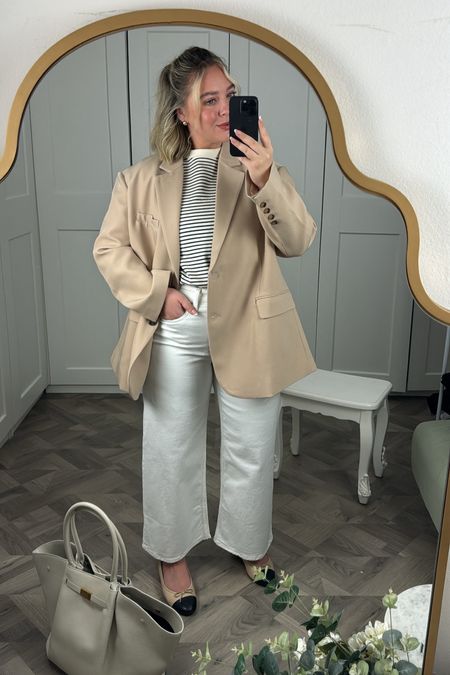 simple, put together spring outfits that are workwear appropriate too 🌼

Annoyingly I had to size up two in these jeans, could have potentially got away with one size up but they didn’t have them in stock to try 
Blazer is Re Ona 

#LTKSeasonal #LTKworkwear #LTKmidsize