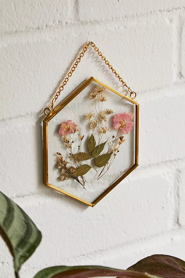Pressed Flower Hexagon Glass Wall Hanging | Urban Outfitters (EU)