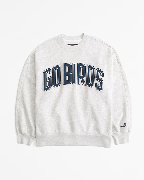 Women's Philadelphia Eagles Graphic Oversized Sunday Crew | Women's New Arrivals | Abercrombie.co... | Abercrombie & Fitch (US)
