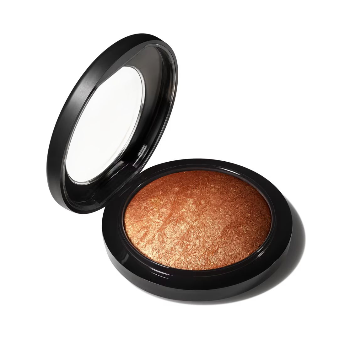 MAC Mineralize Skinfinish - Highlighting Powder | MAC Cosmetics | MAC Cosmetics - Official Site | MAC Cosmetics (US)