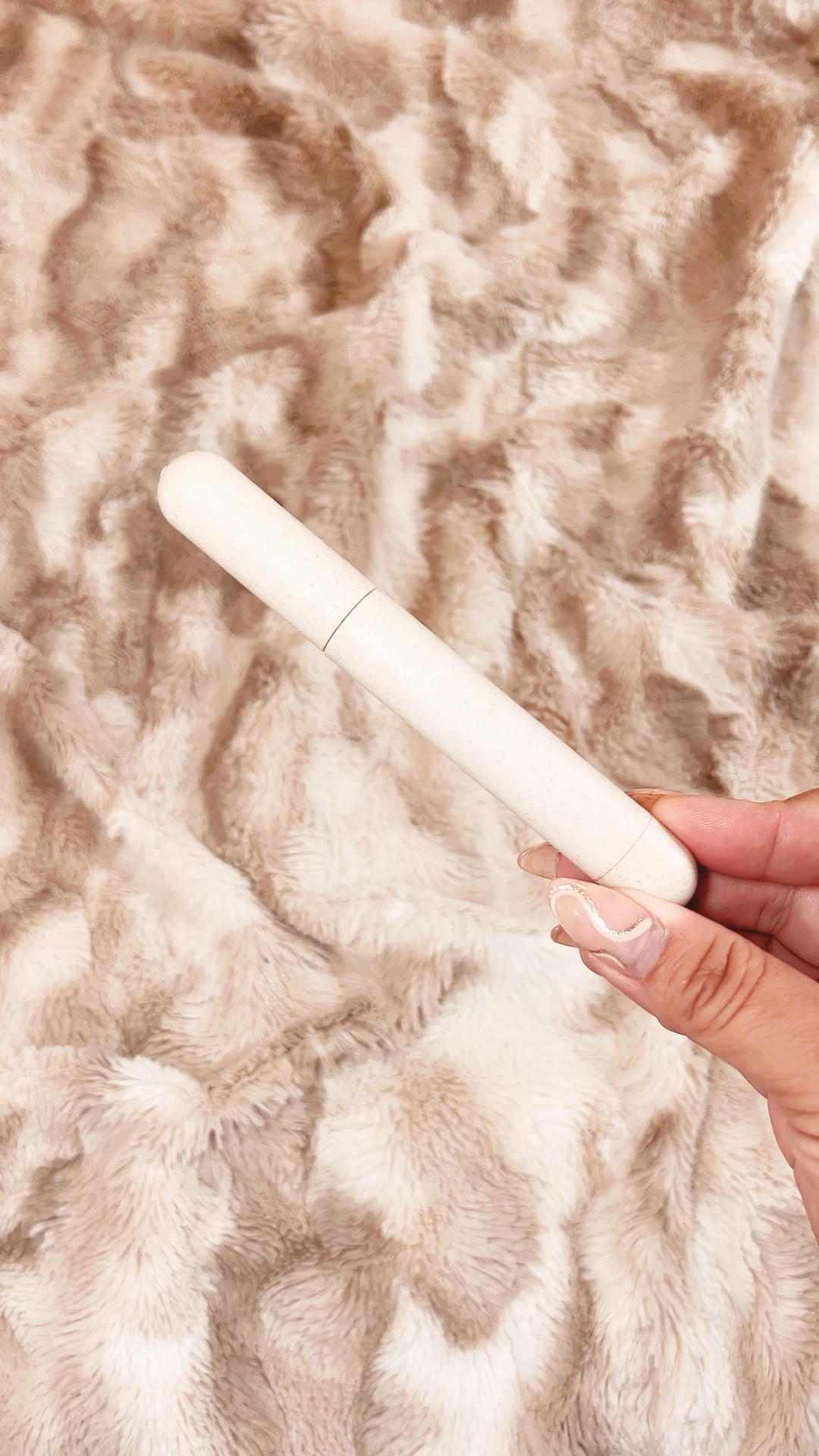 Sharing another Amazon favorites with you guys. This is a expandable reusable straw that I like to keep in my purse.  it is aesthetically, pleasing and compact in my favorite beige  

#LTKFind #LTKGiftGuide #LTKtravel